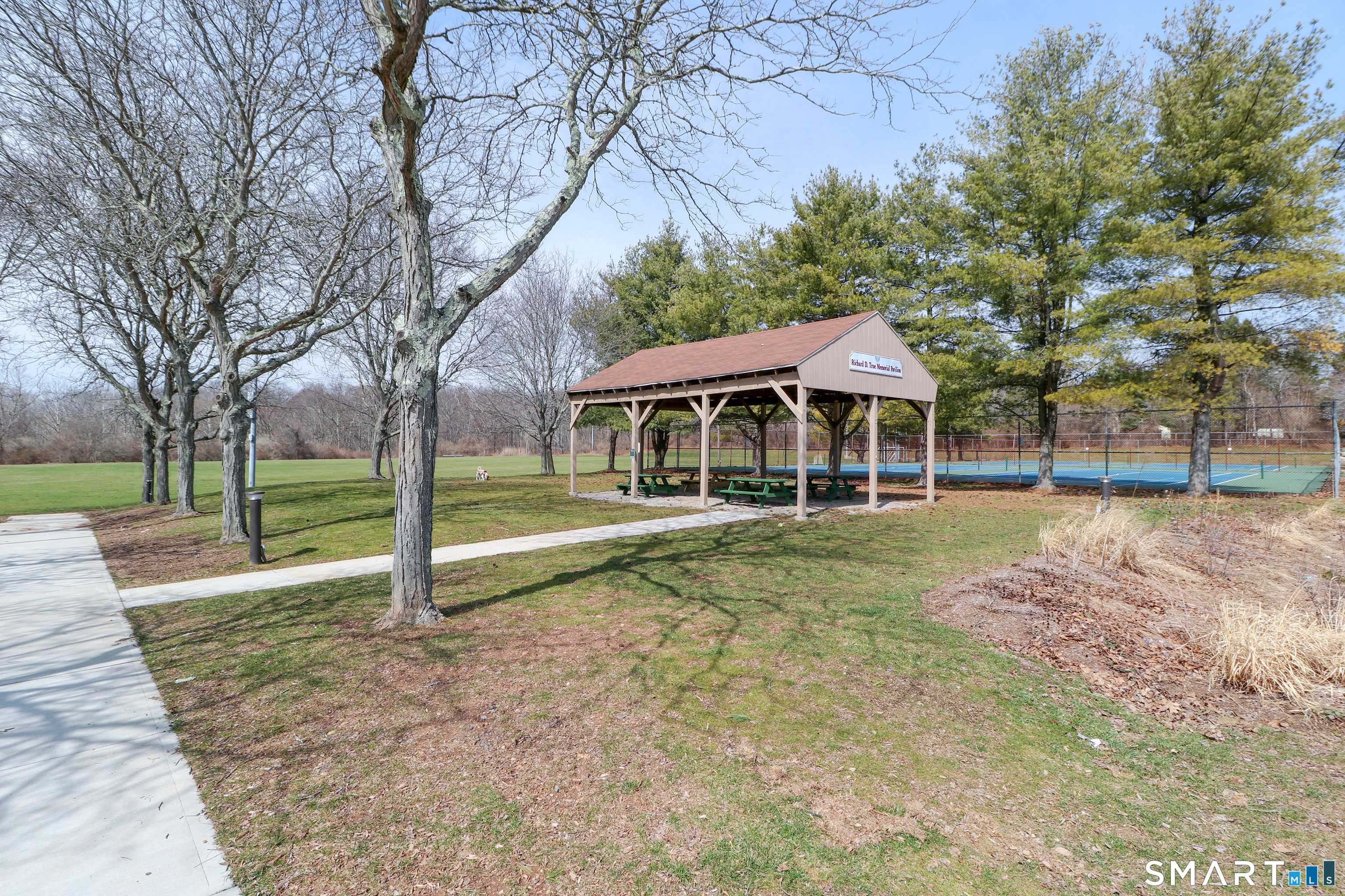 35 Bay Path Way 35