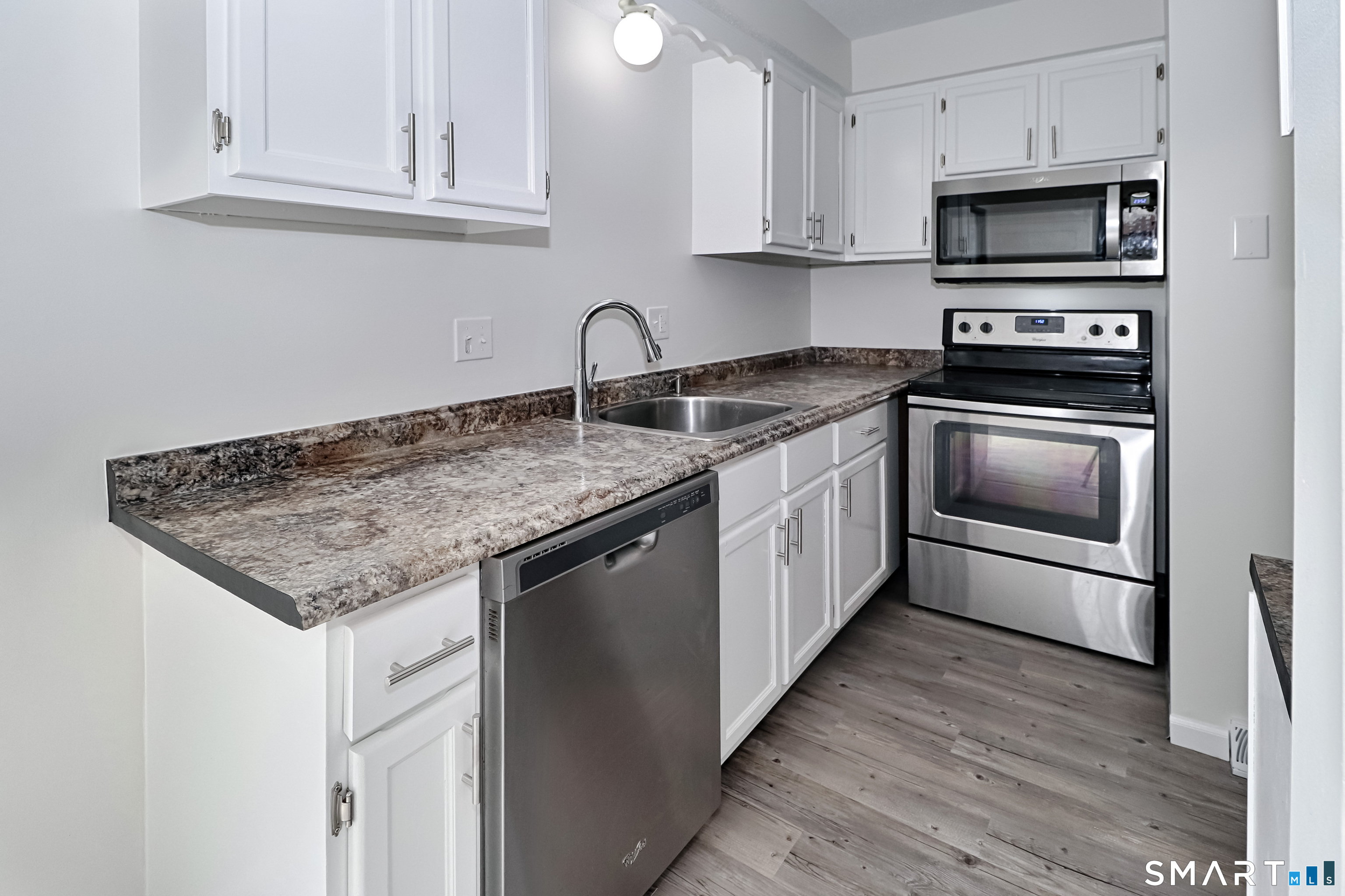 35 Bay Path Way 35