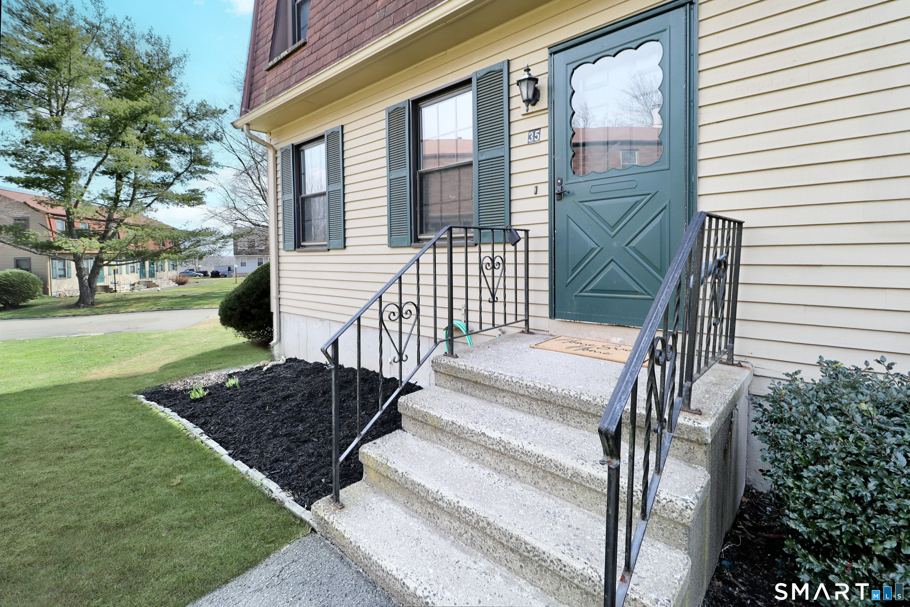 35 Bay Path Way 35