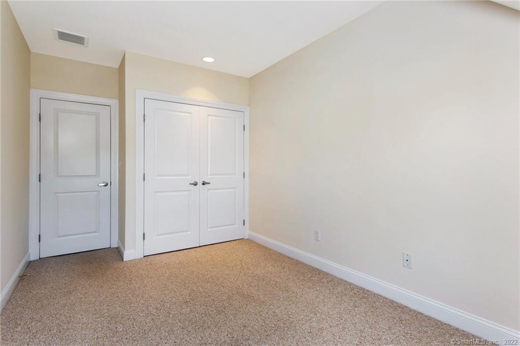 4 Daskams Lane 326