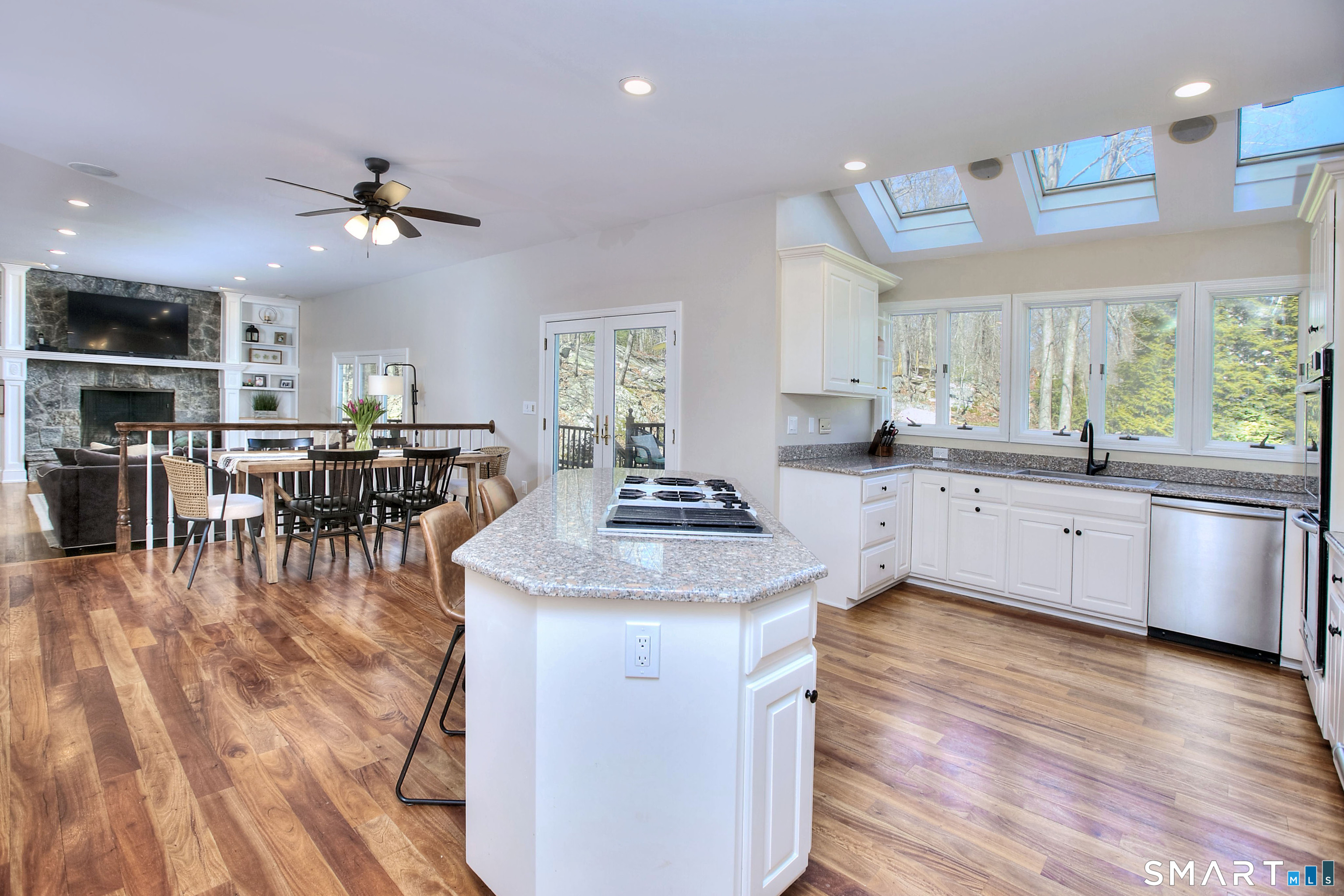 124 Shady Knoll Drive