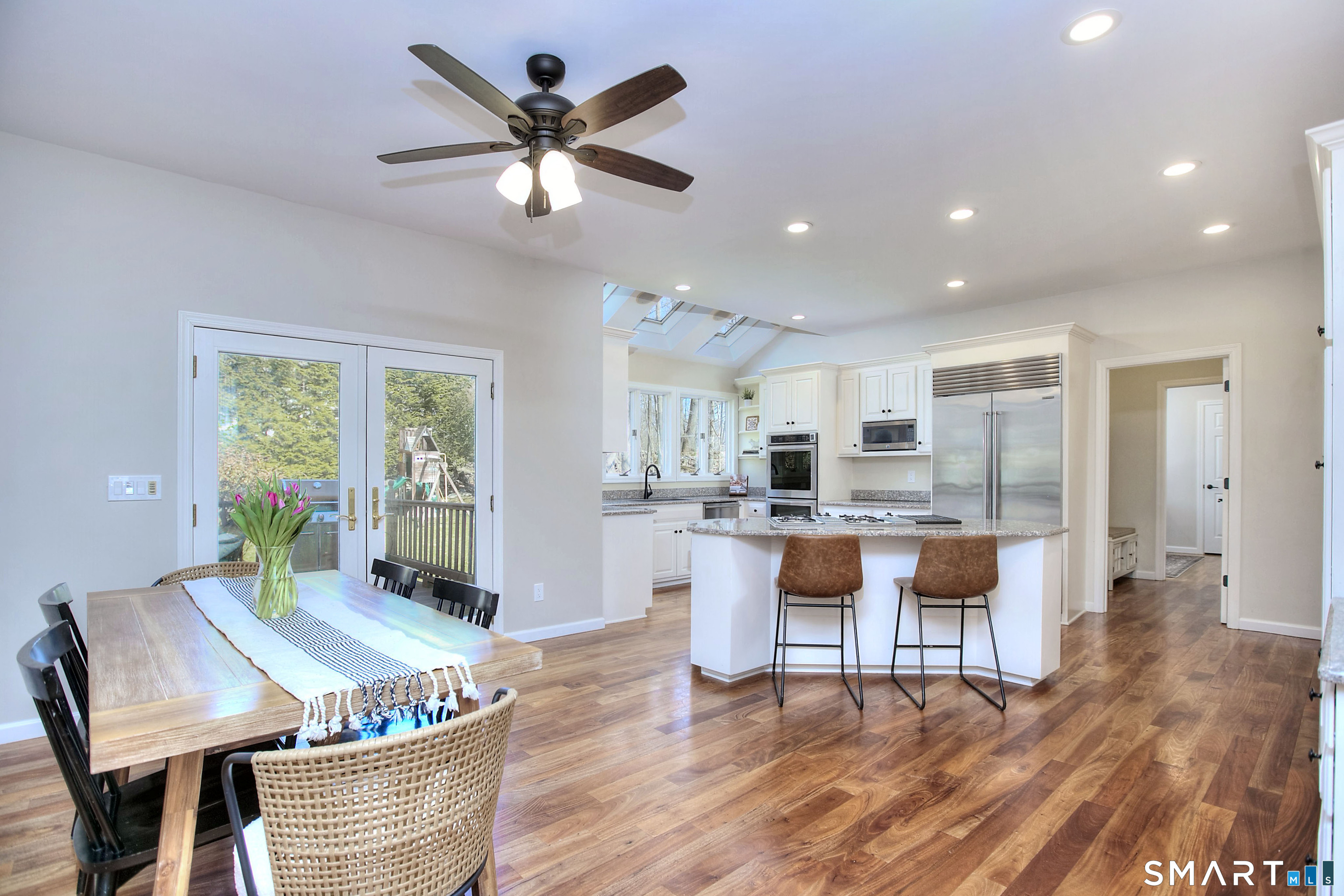 124 Shady Knoll Drive