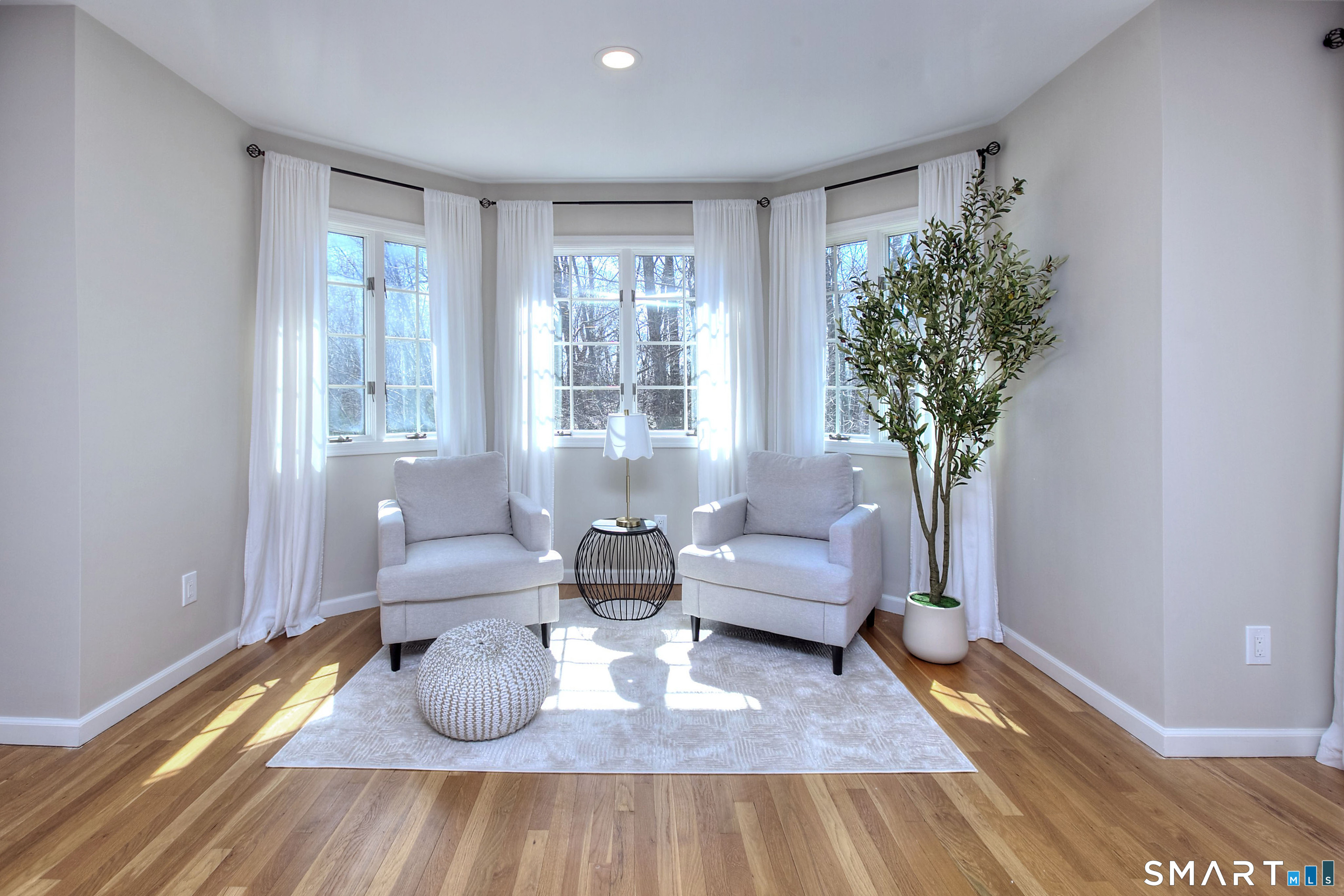 124 Shady Knoll Drive