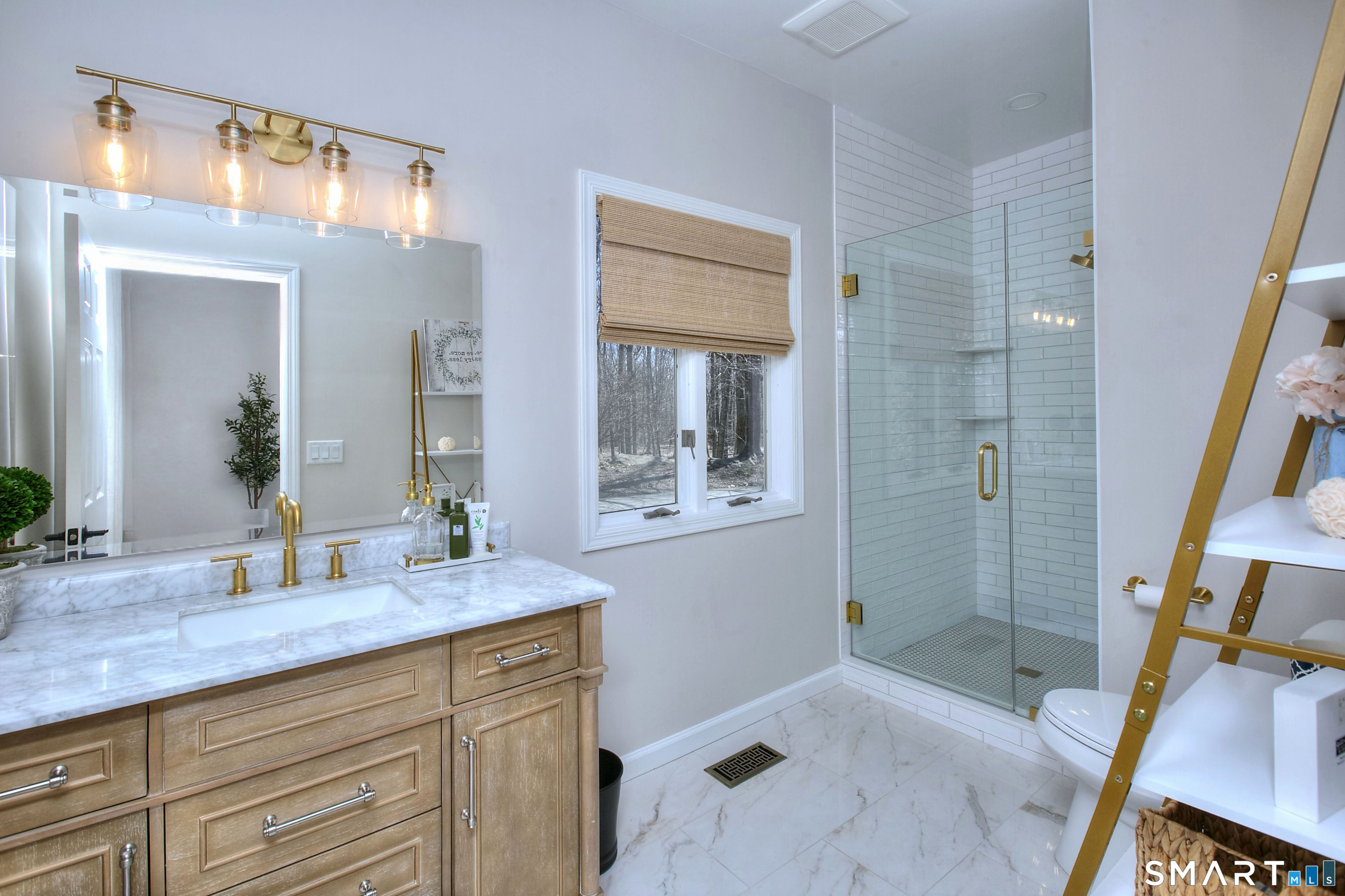 124 Shady Knoll Drive