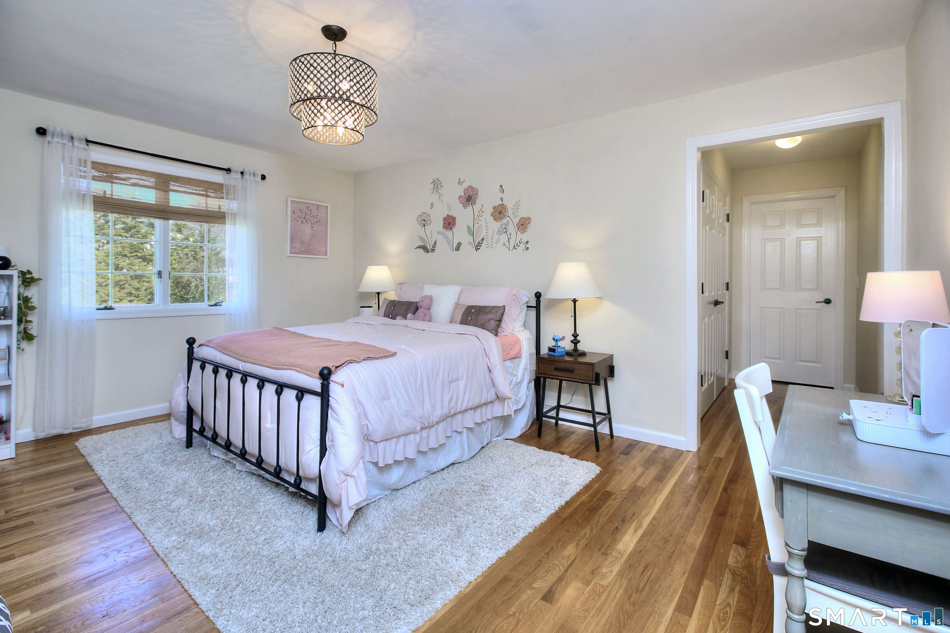 124 Shady Knoll Drive