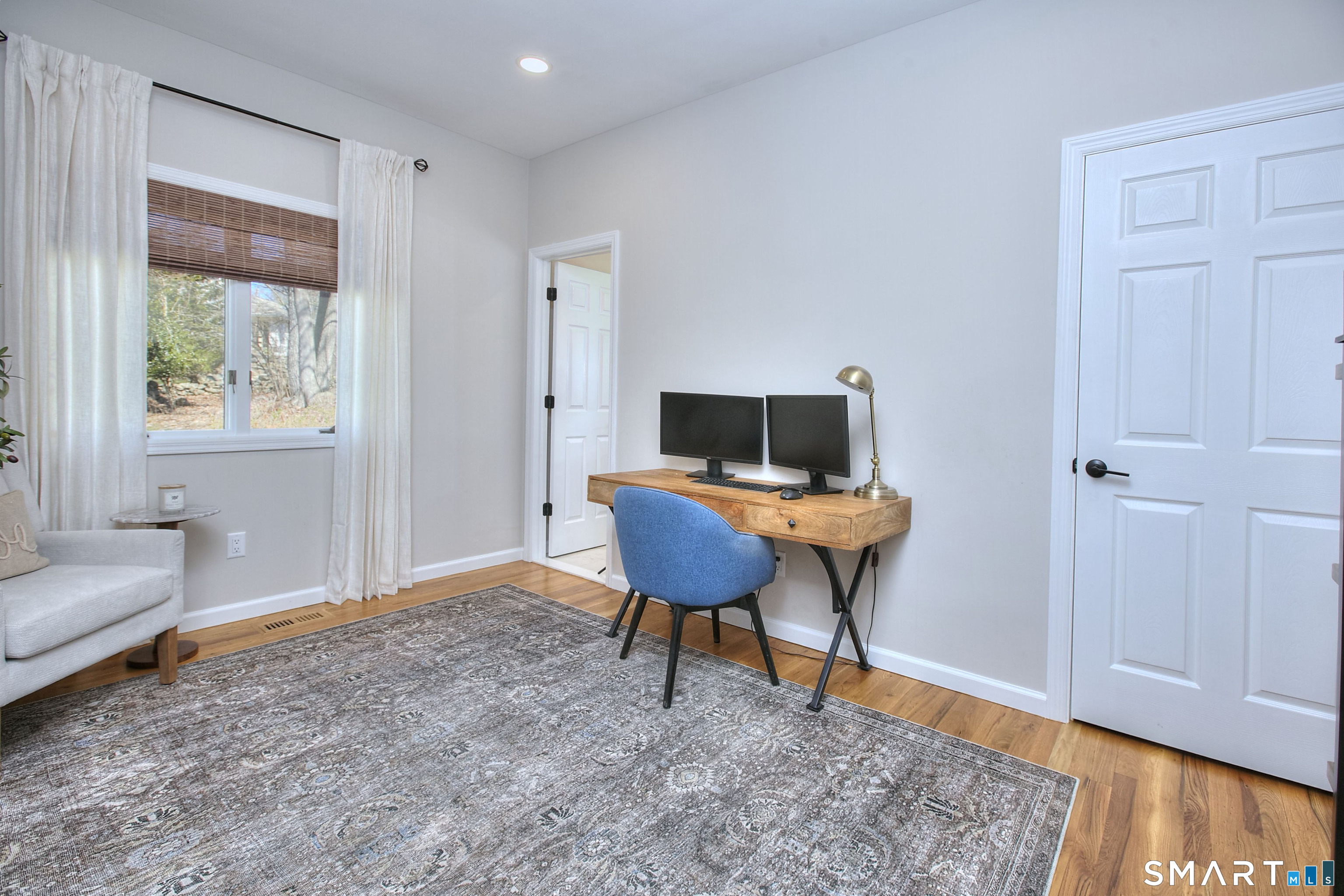 124 Shady Knoll Drive