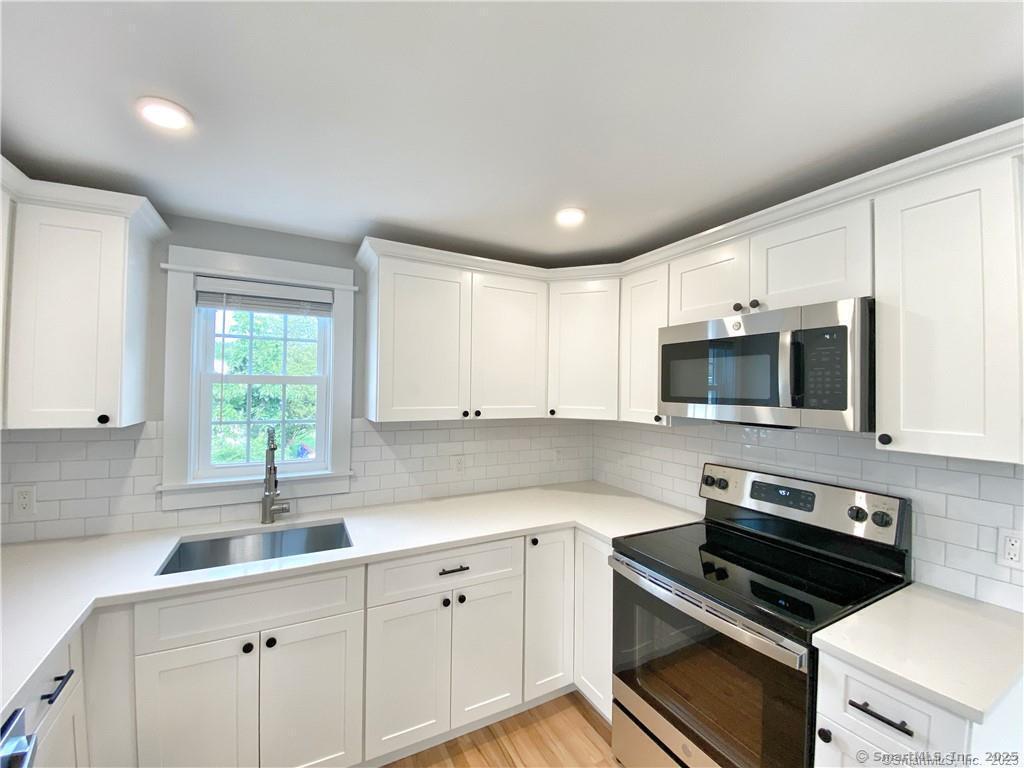 32 Pulaski Street 3