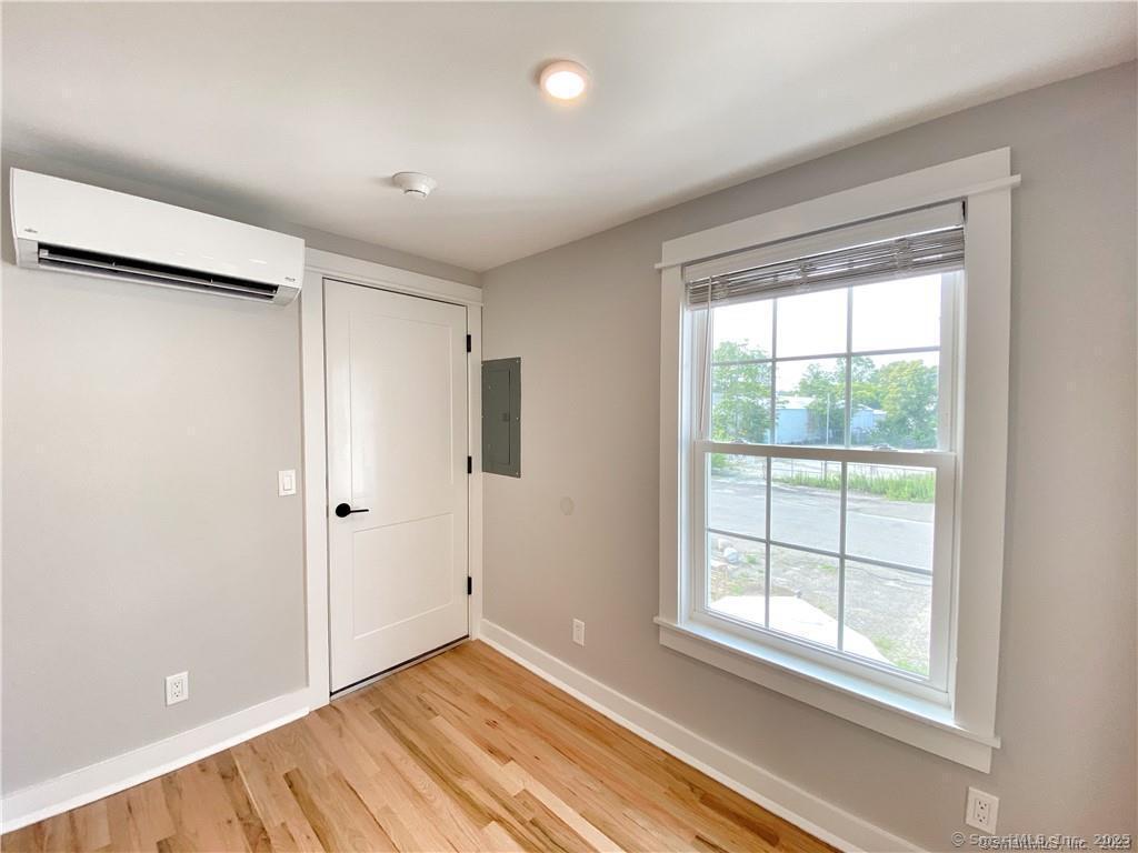 32 Pulaski Street 3