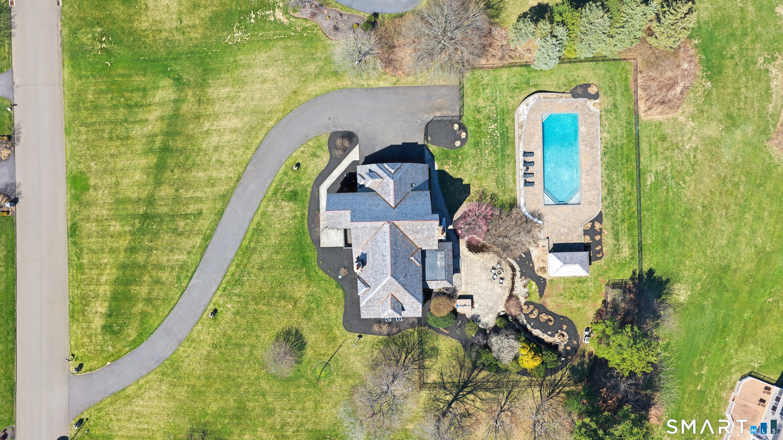 14 Turnberry Road
