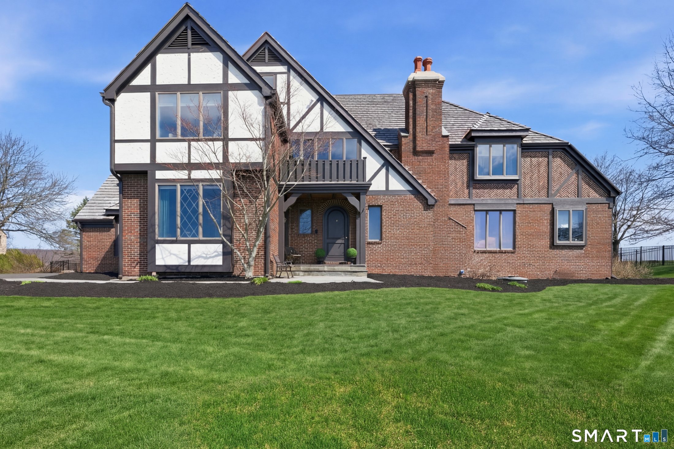 14 Turnberry Road