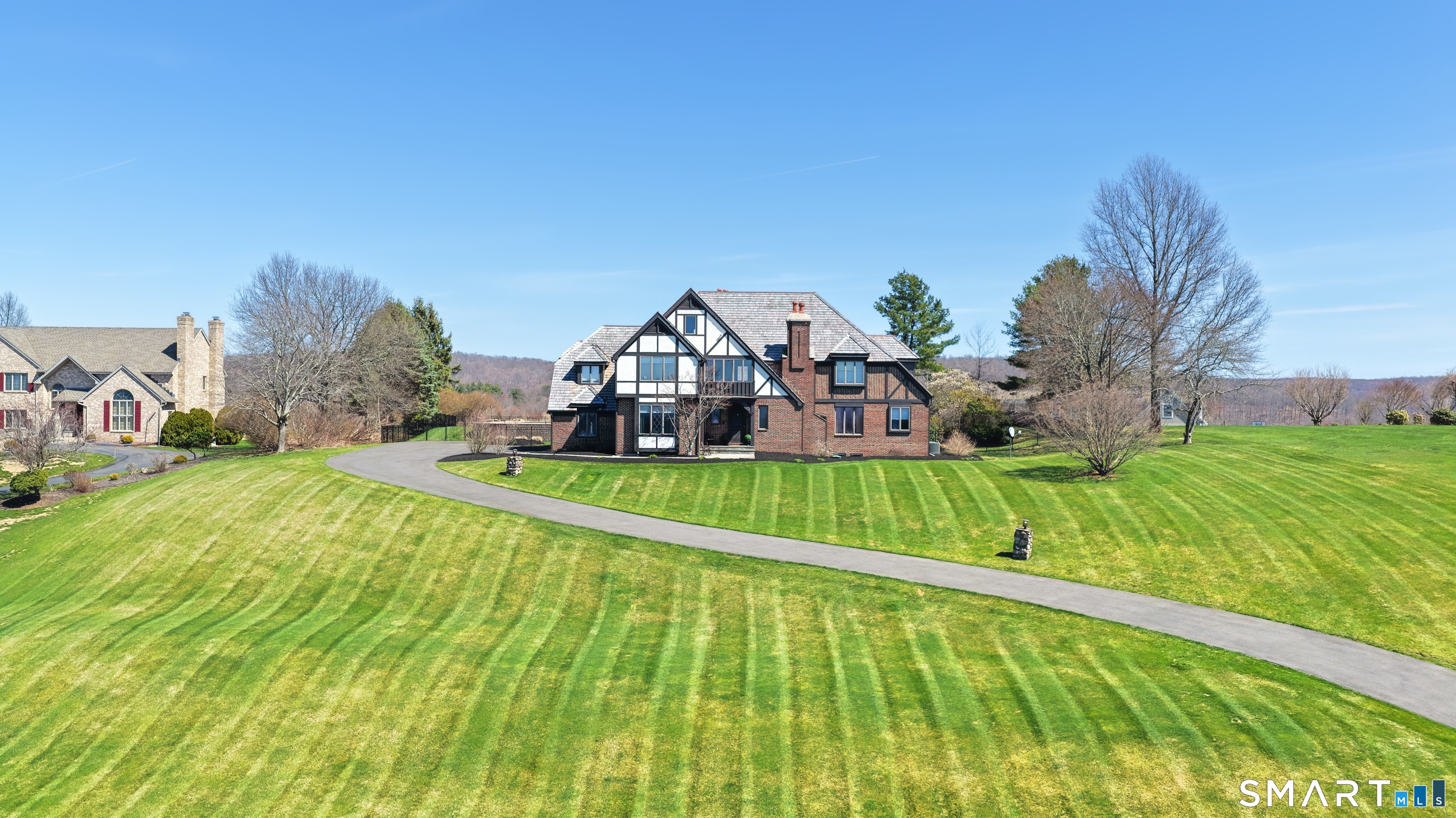 14 Turnberry Road