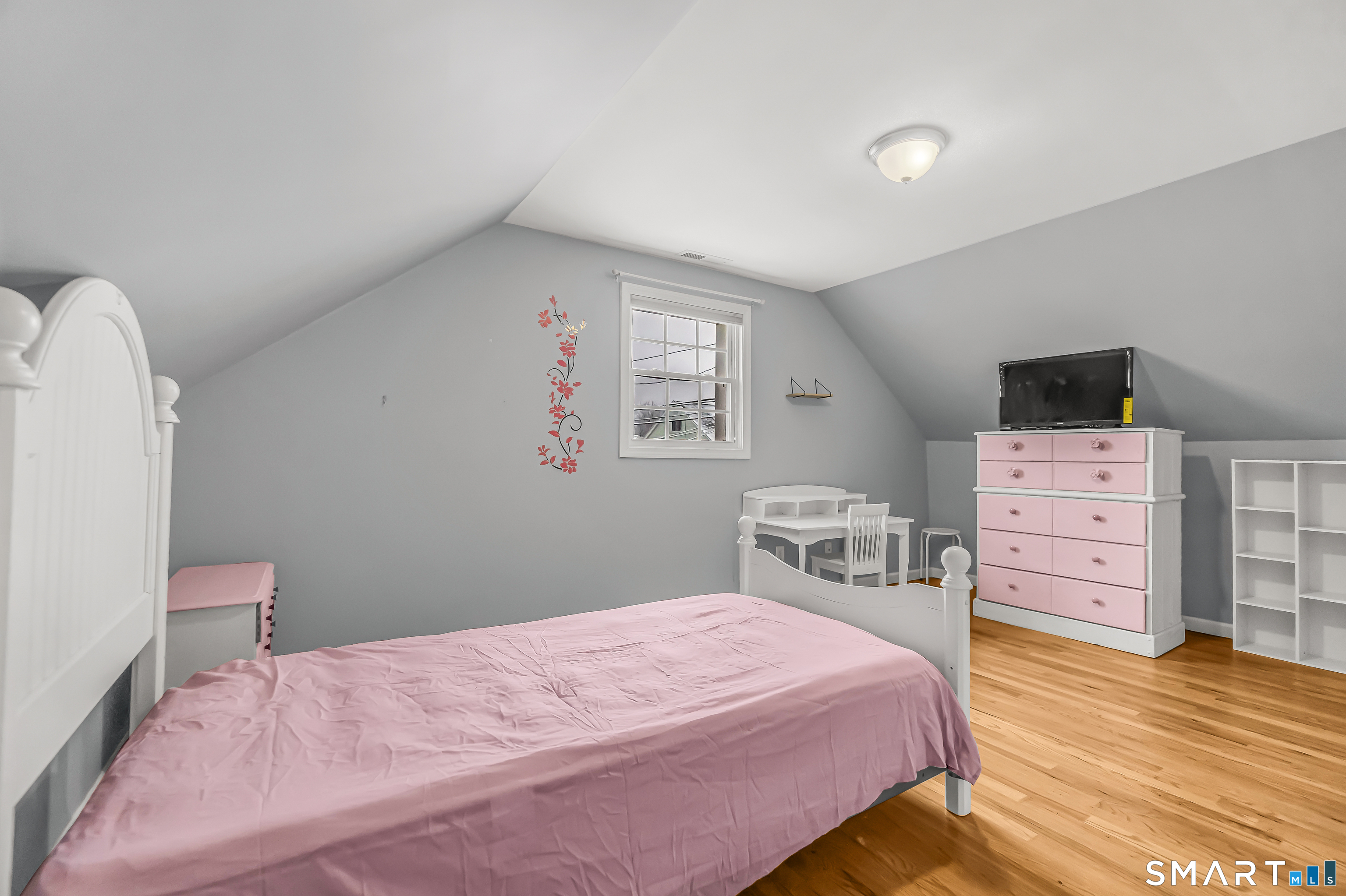 15 Henry Avenue