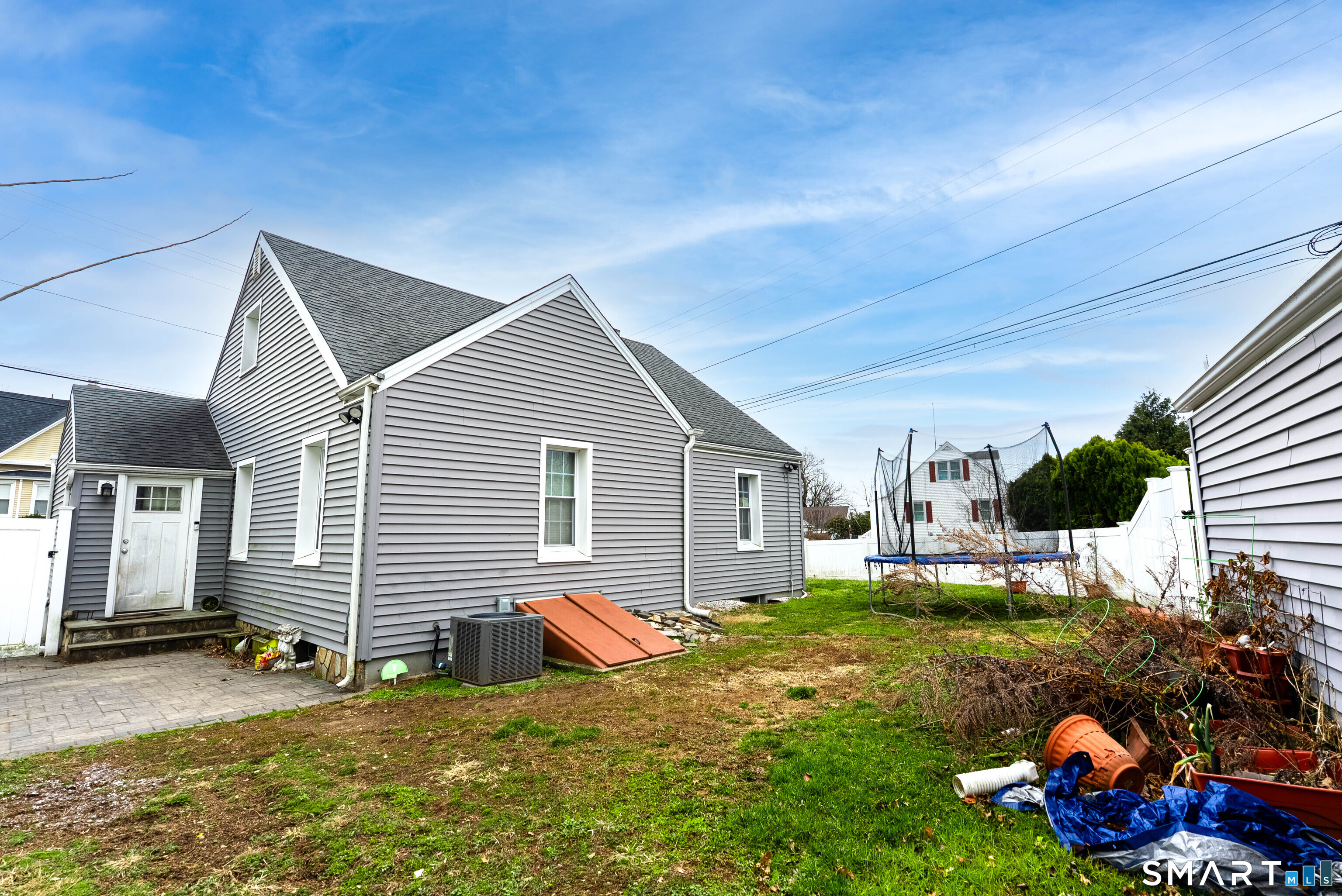 15 Henry Avenue