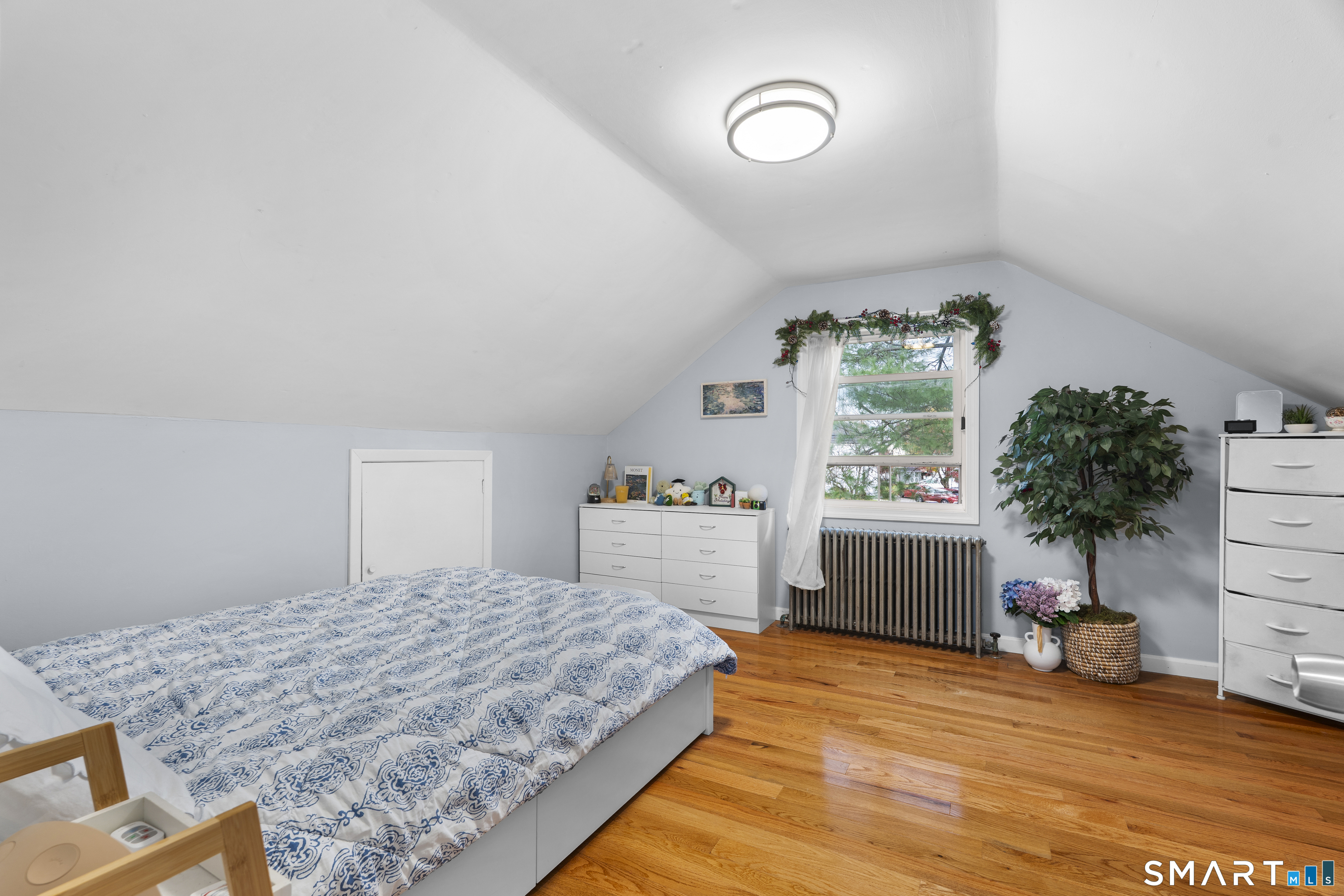 5 Cloverhill Avenue