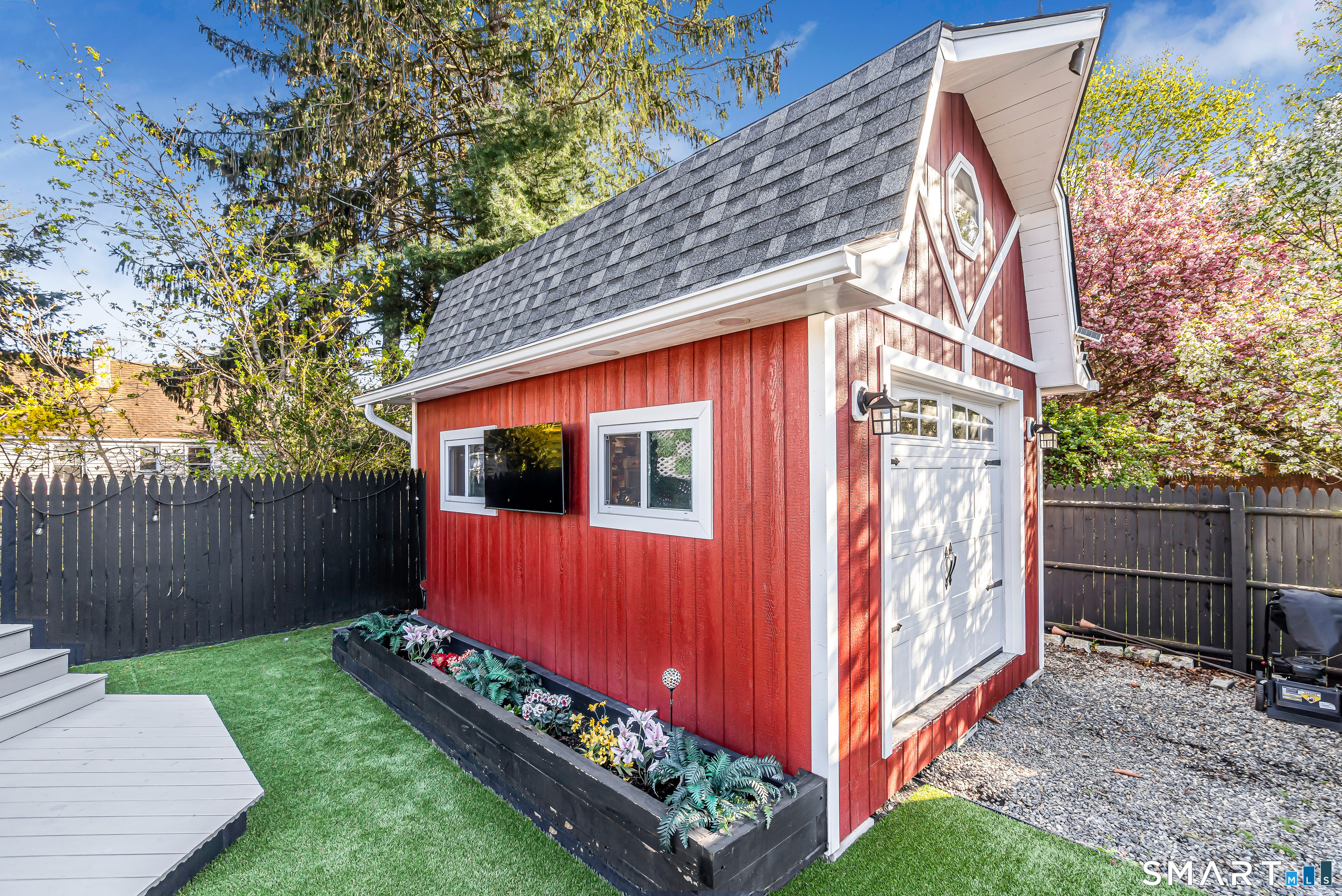 116 Meadowside Road