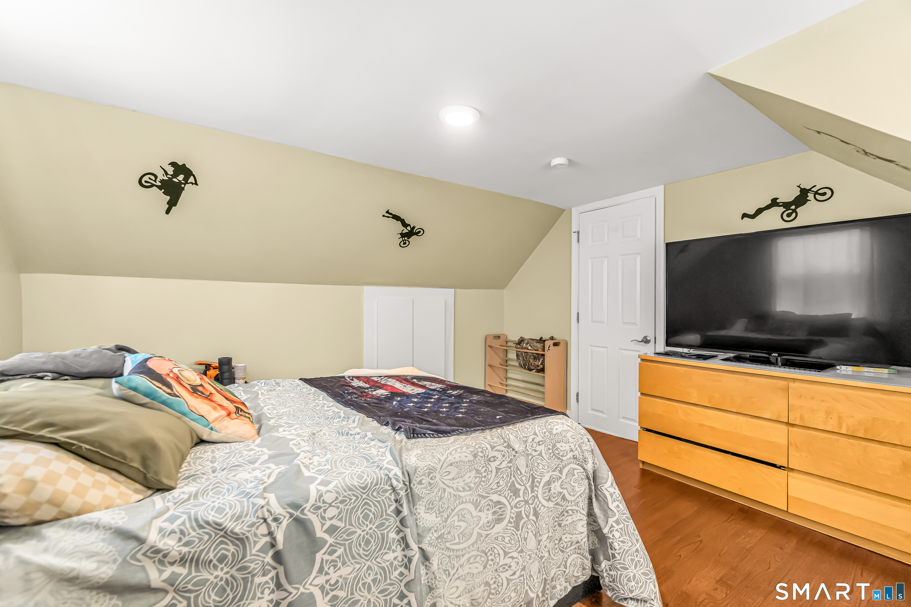 116 Meadowside Road