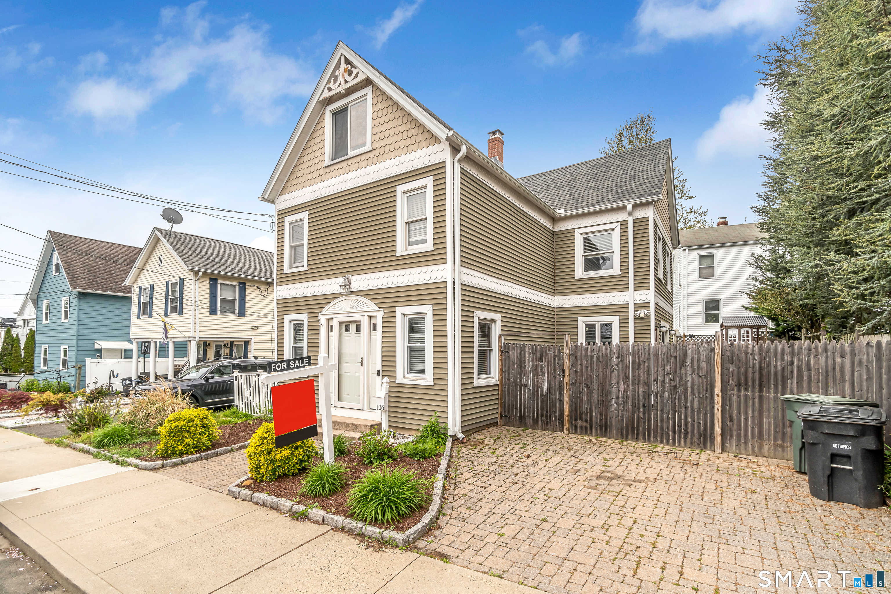 106 Hawley Avenue