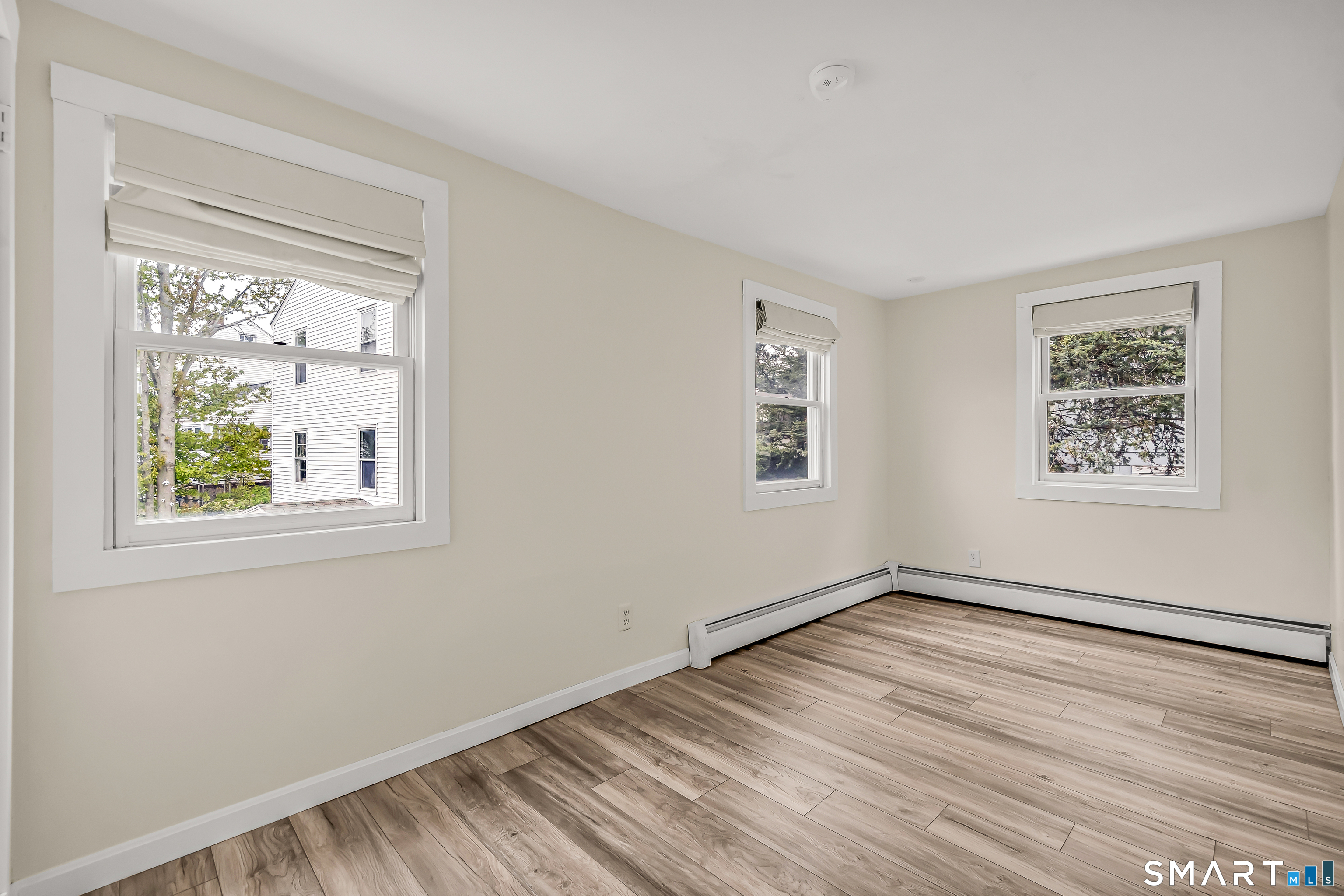 106 Hawley Avenue