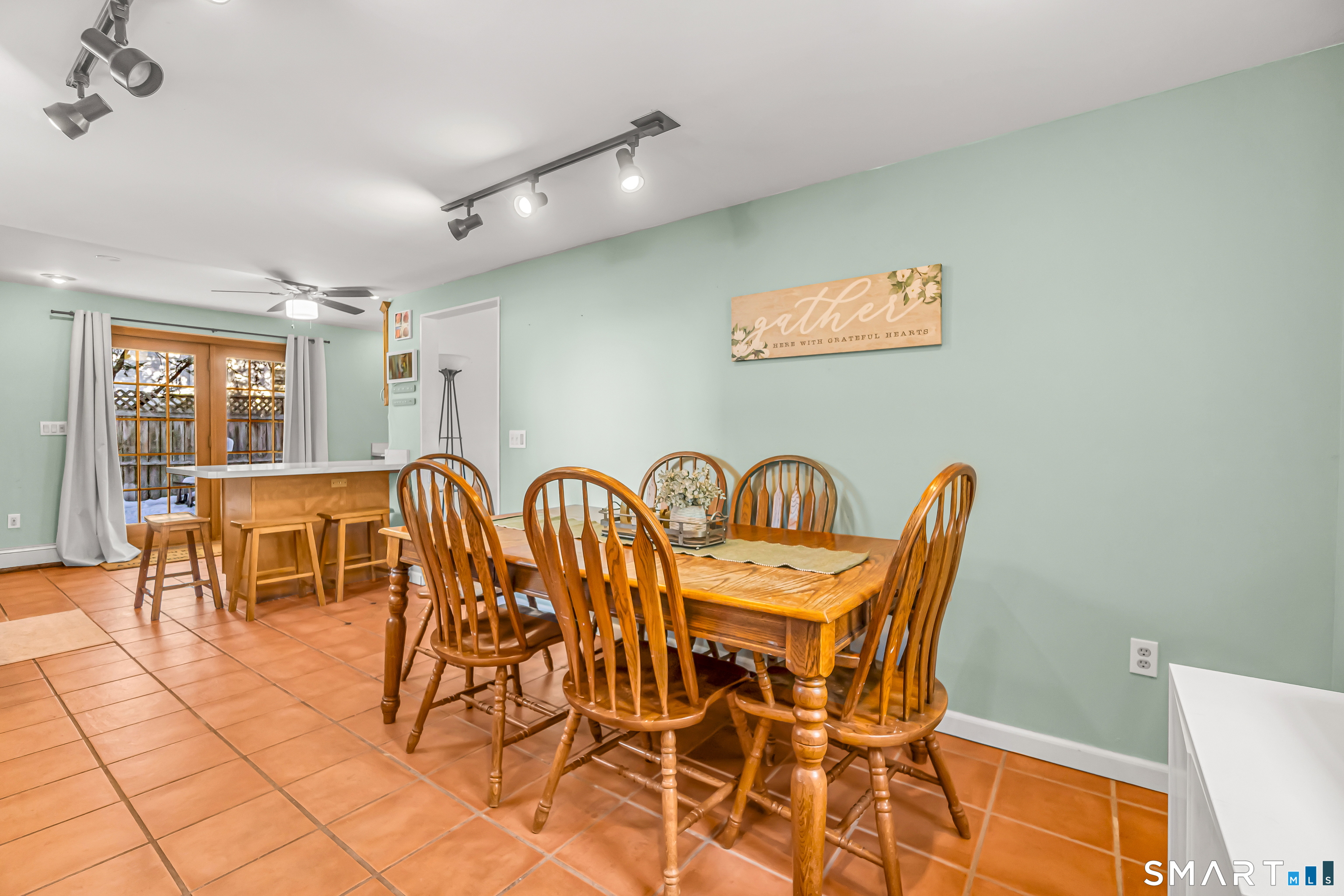 106 Hawley Avenue