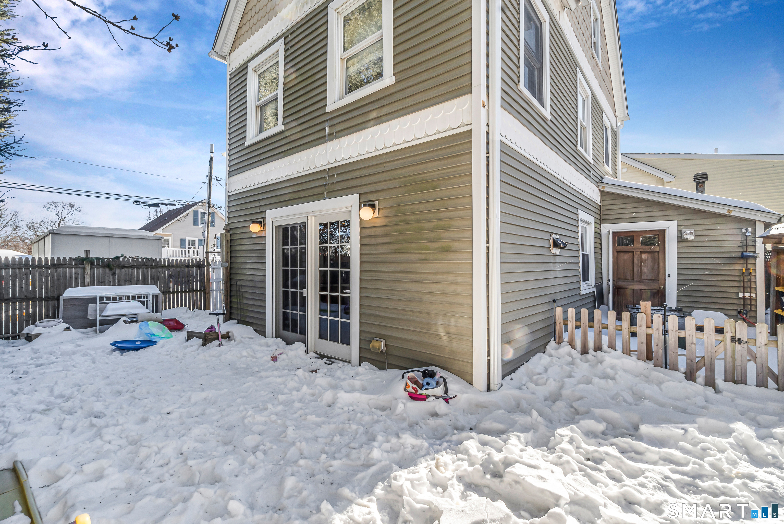 106 Hawley Avenue