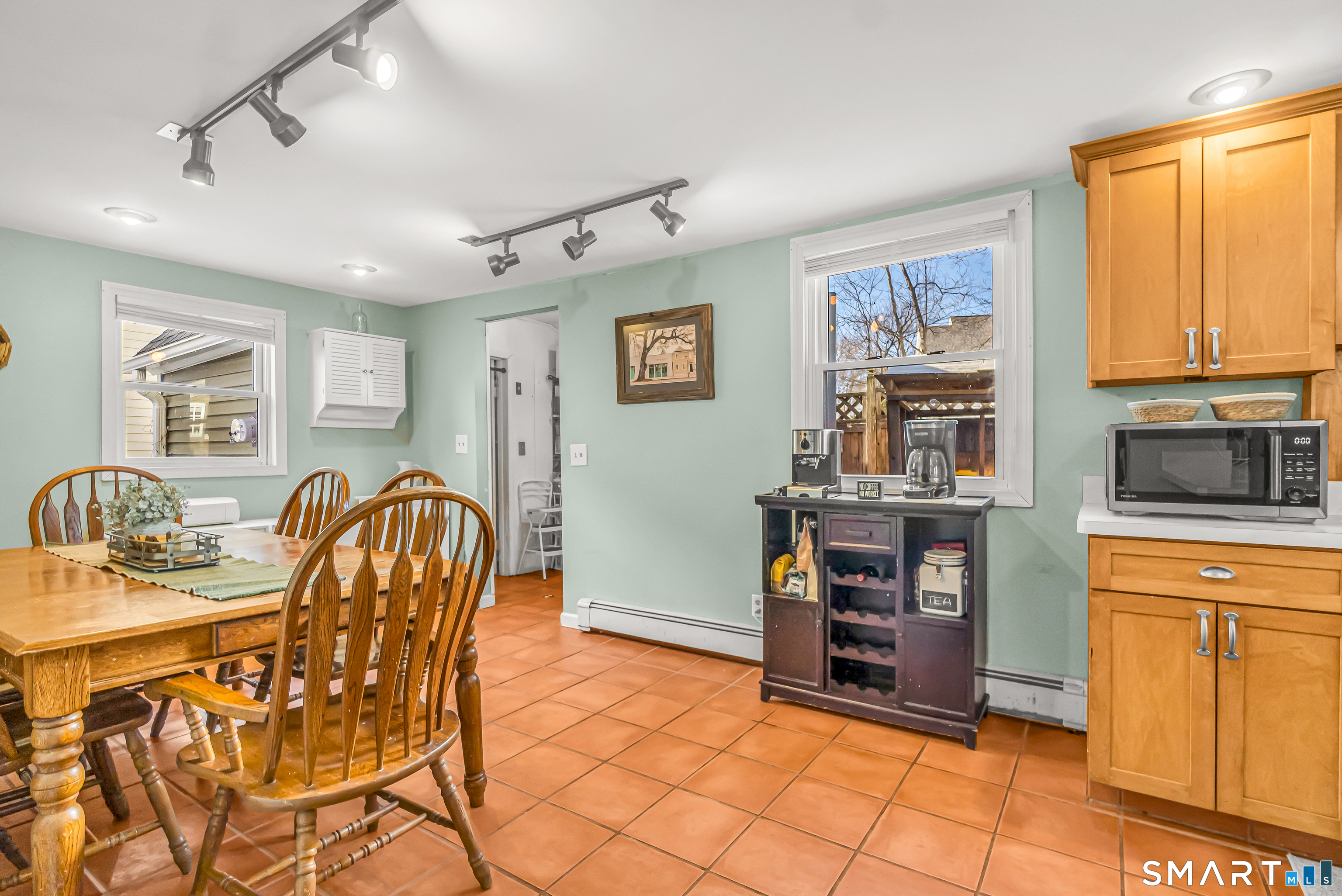 106 Hawley Avenue