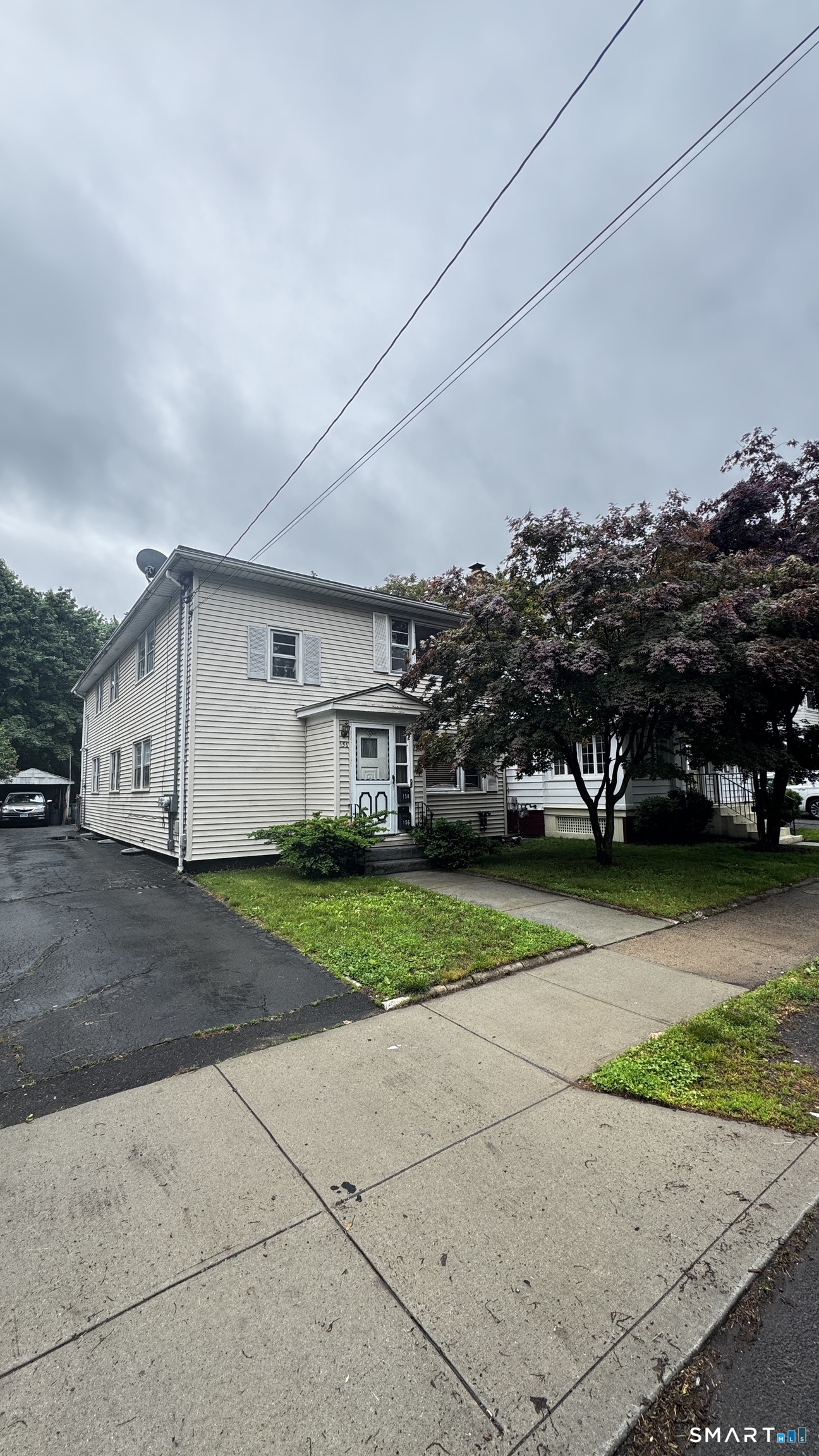 156 Putnam Avenue