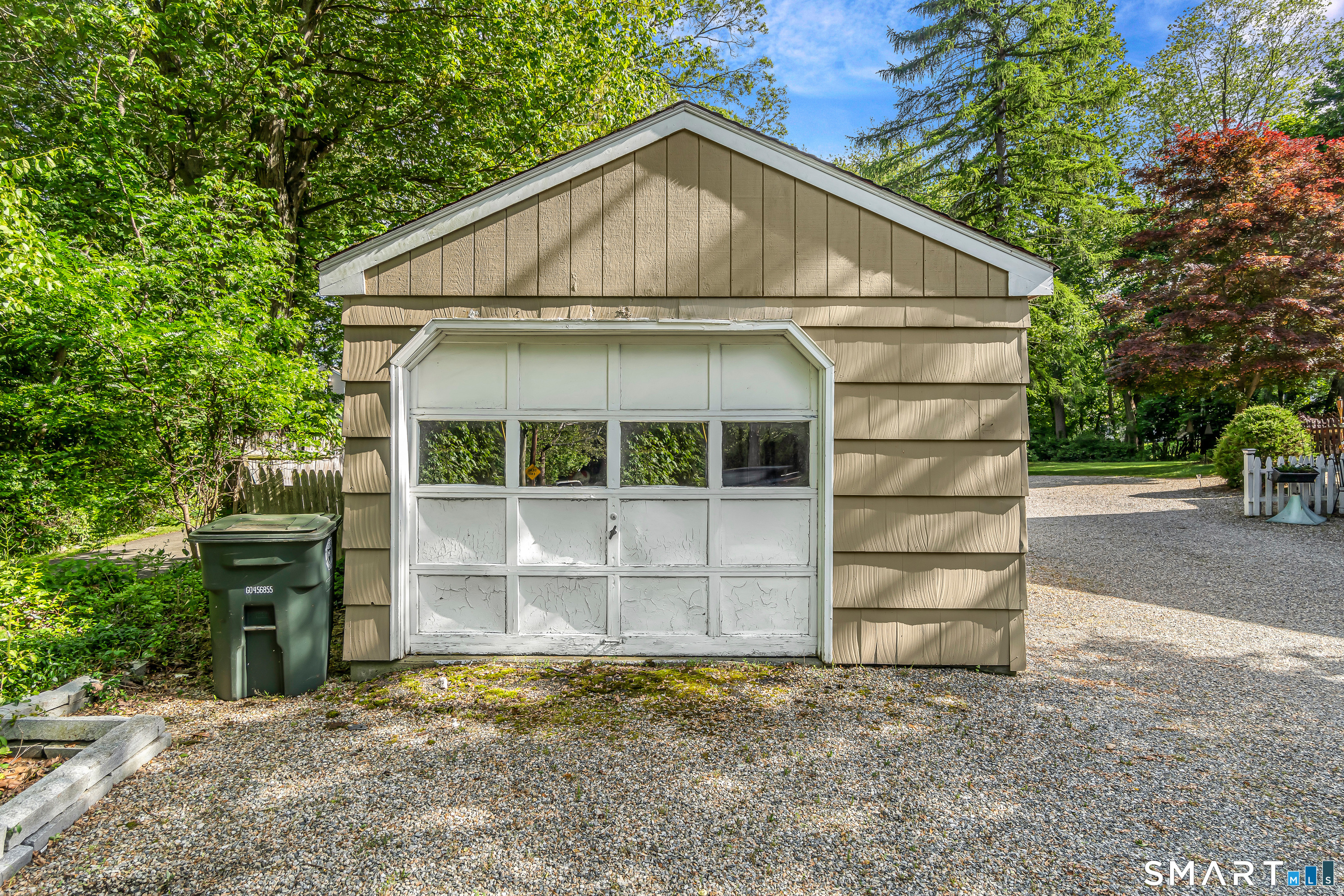 385 Roses Mill Road