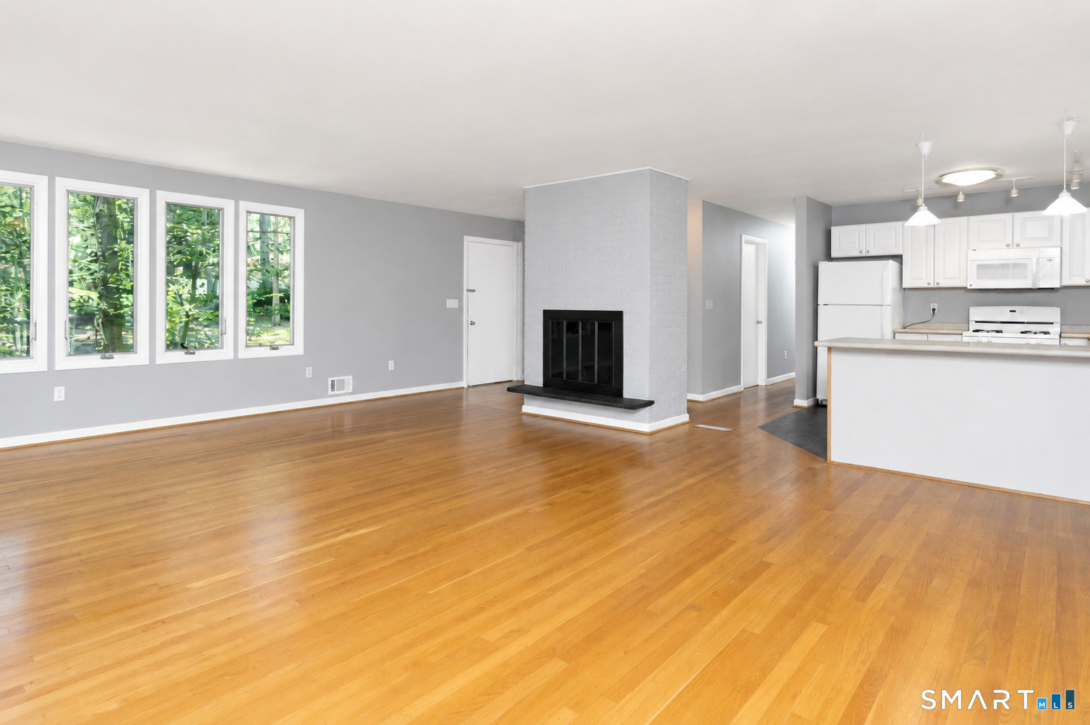 5 Wakerobin Road