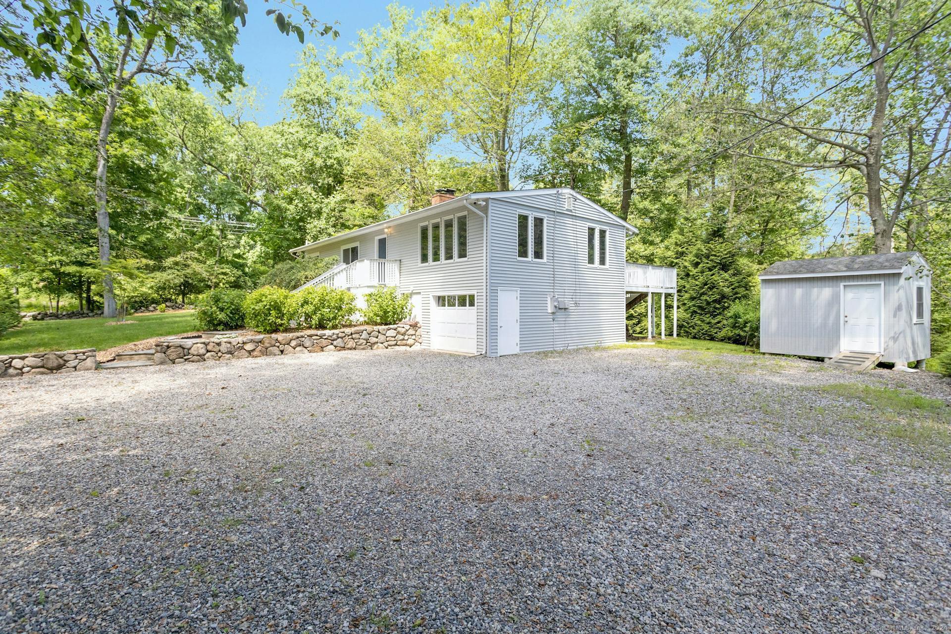 5 Wakerobin Road