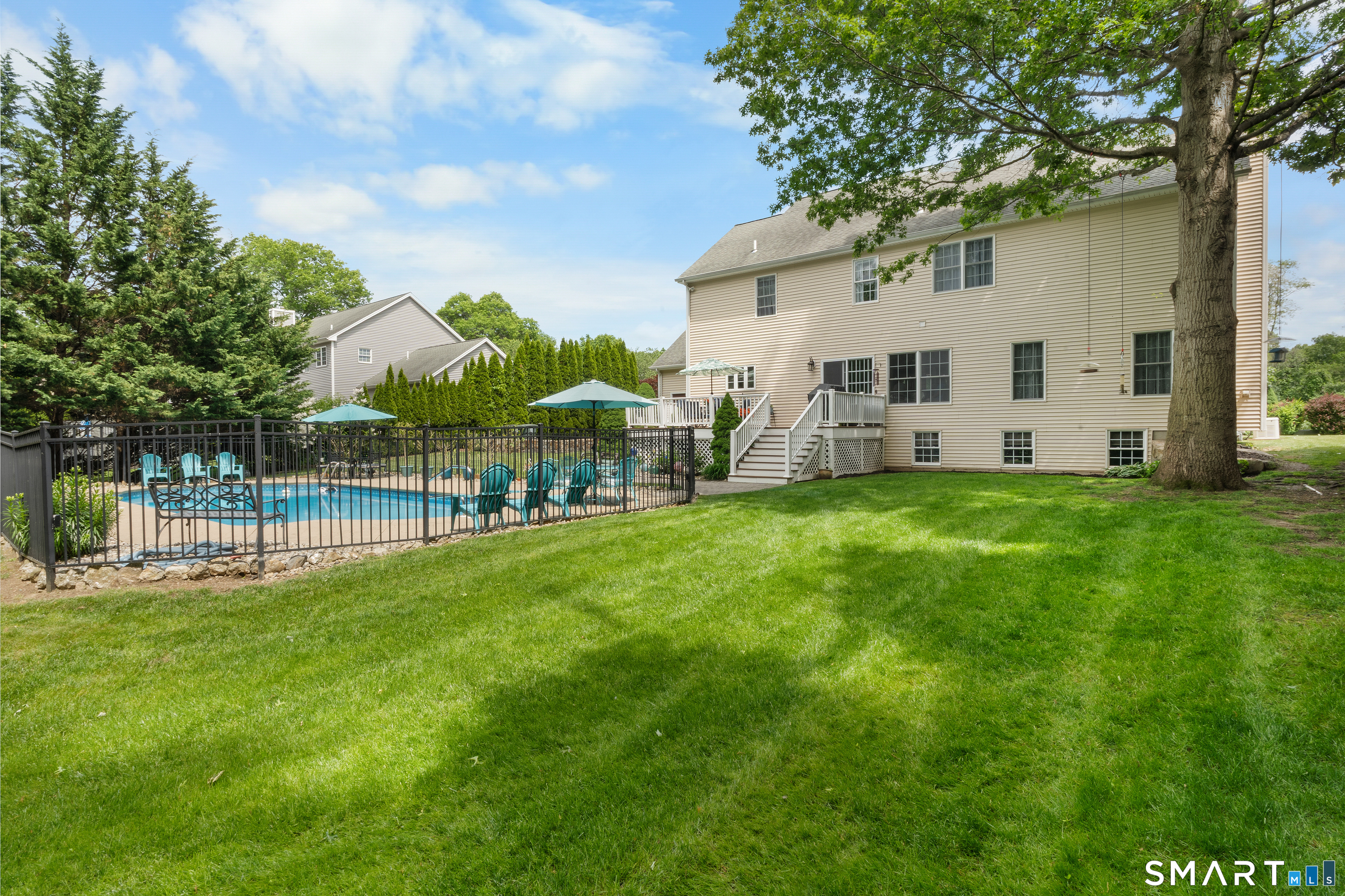 34 River Highlands Drive