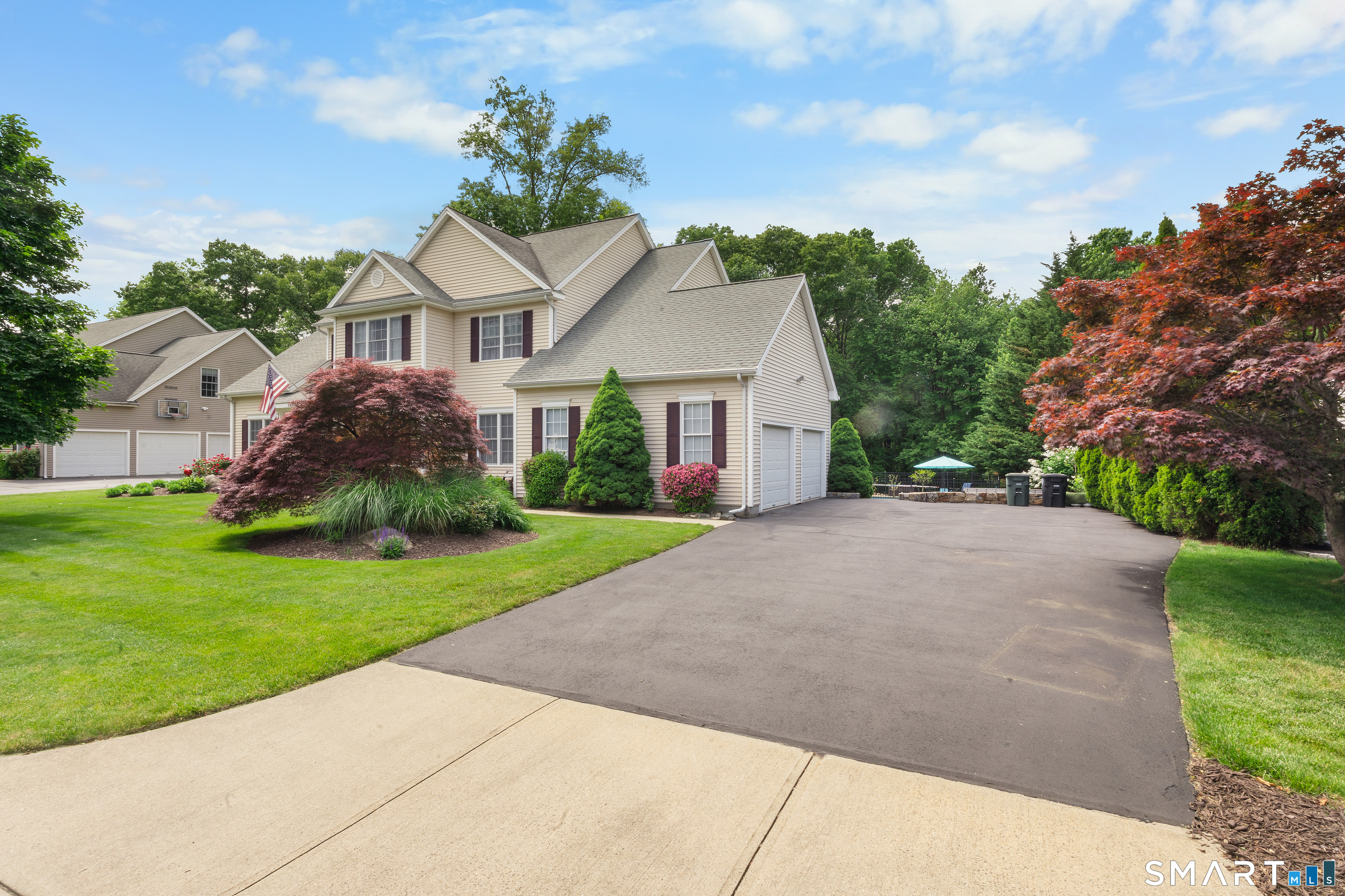 34 River Highlands Drive