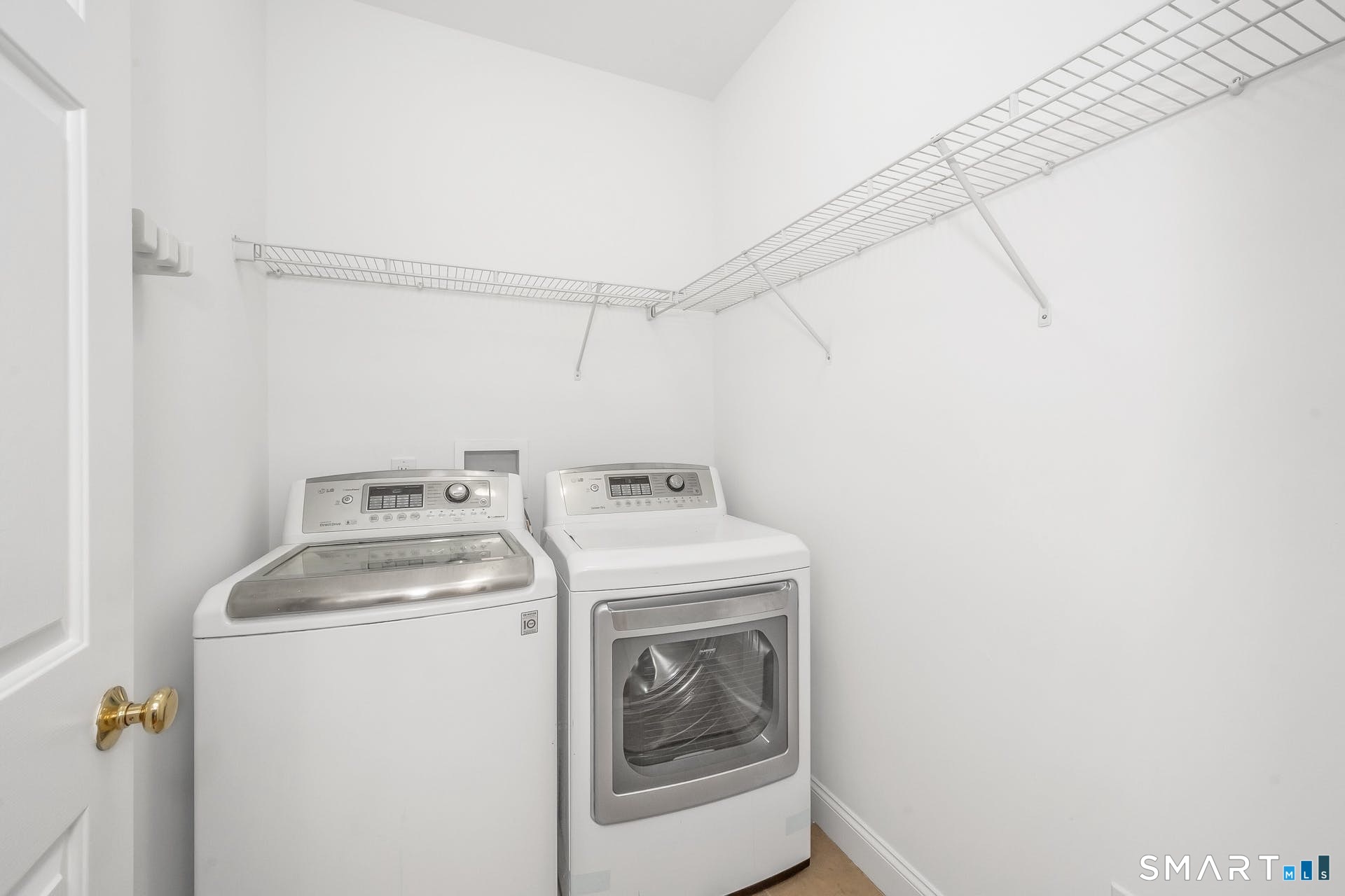 806 Hope Street 2