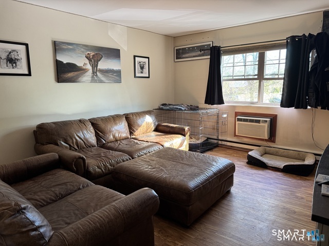 143 Pine Hill Road Unit: 2E