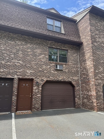 143 Pine Hill Road Unit: 2E
