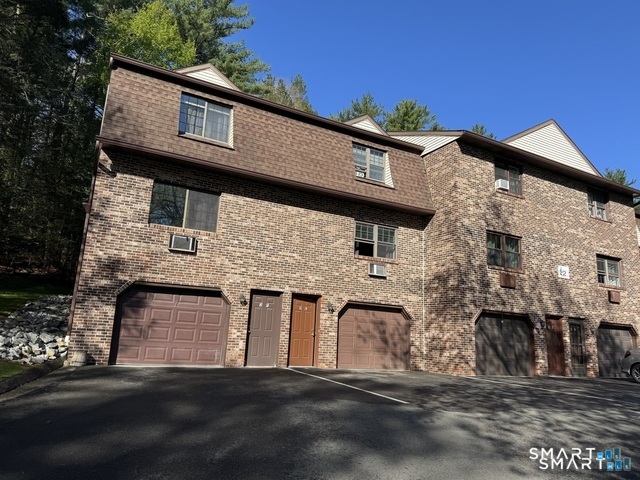 143 Pine Hill Road Unit: 2E