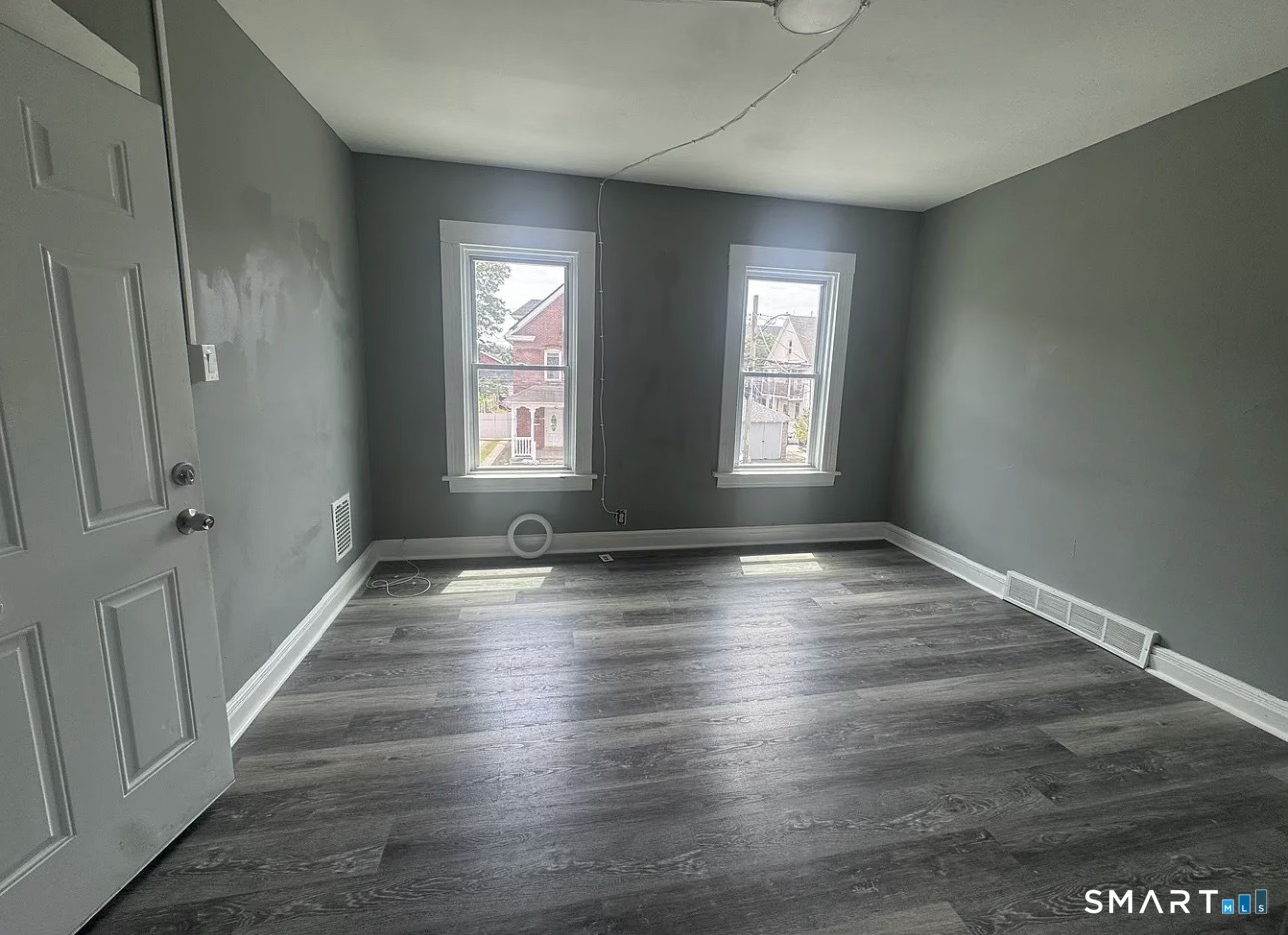 473 Putnam Street Unit: 2