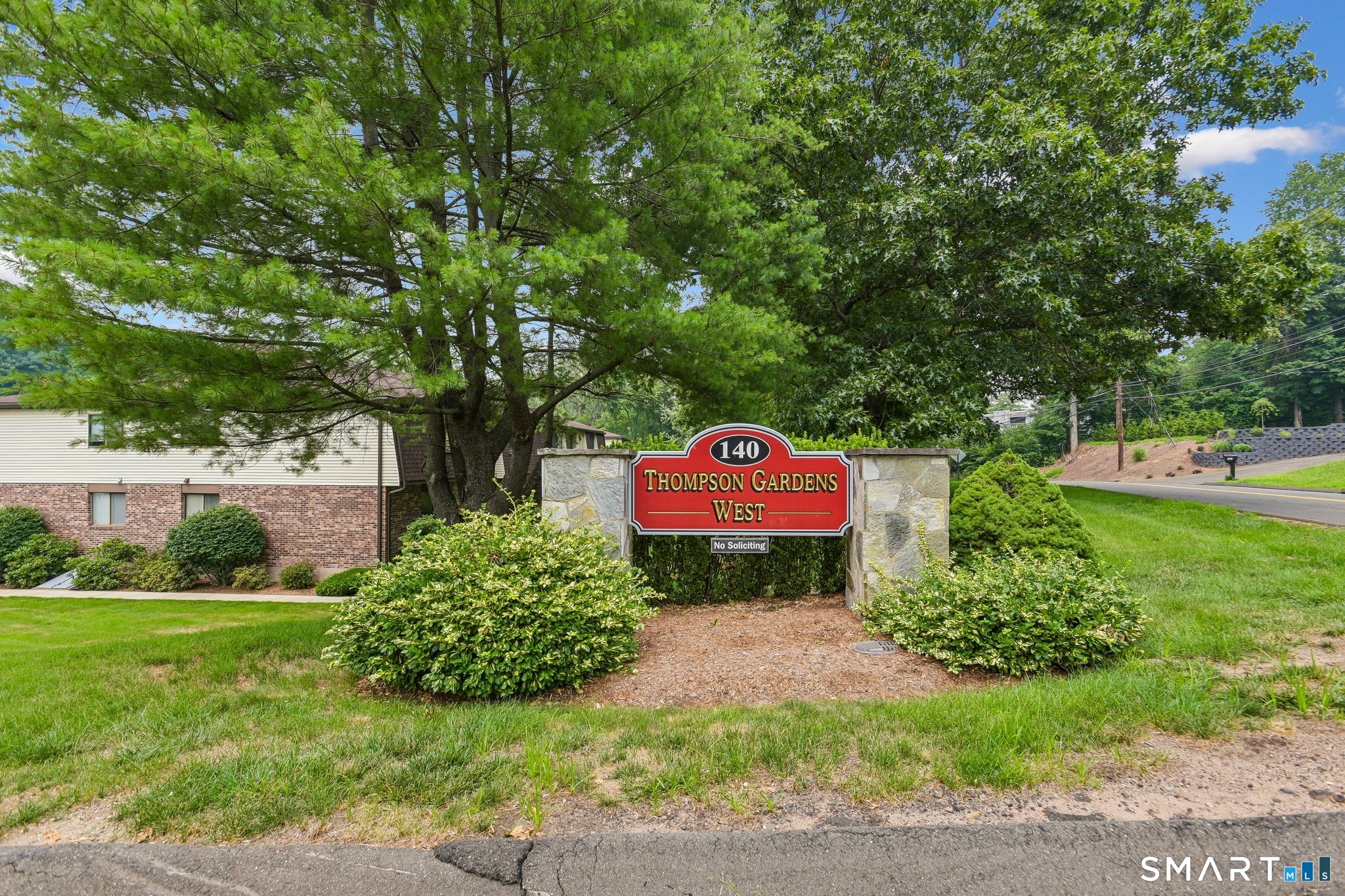 140 Thompson Street Unit: 4E