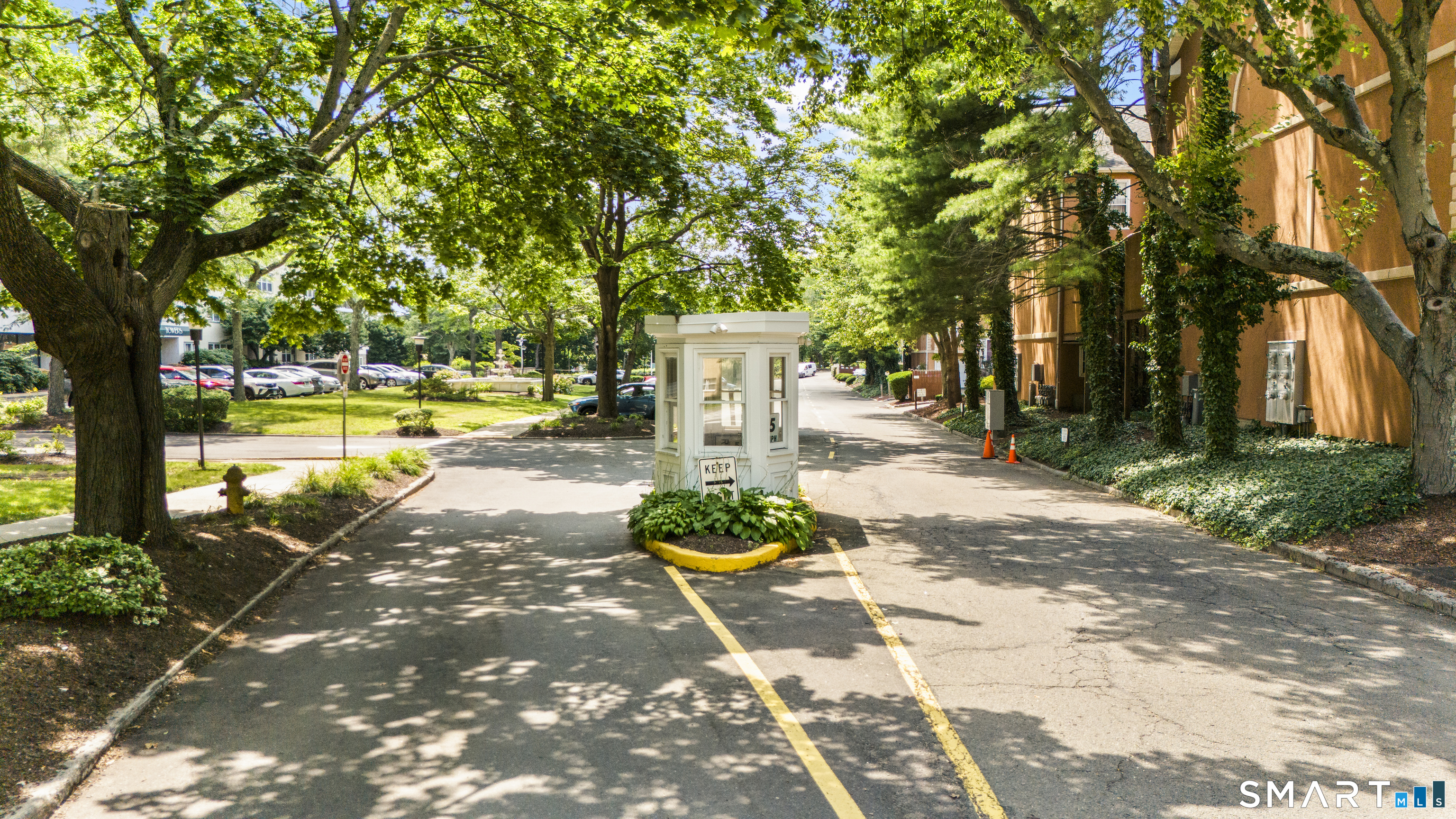 2625 Park Avenue Unit: 11F