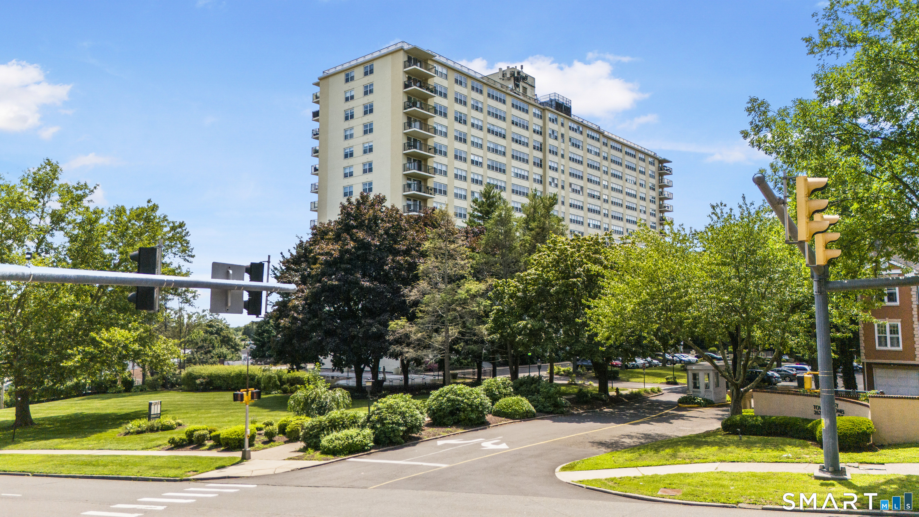 2625 Park Avenue Unit: 11F