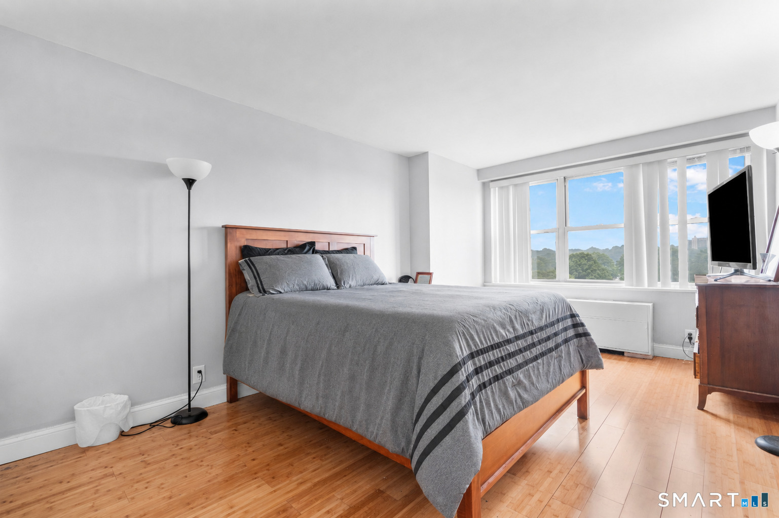 2625 Park Avenue Unit: 11F