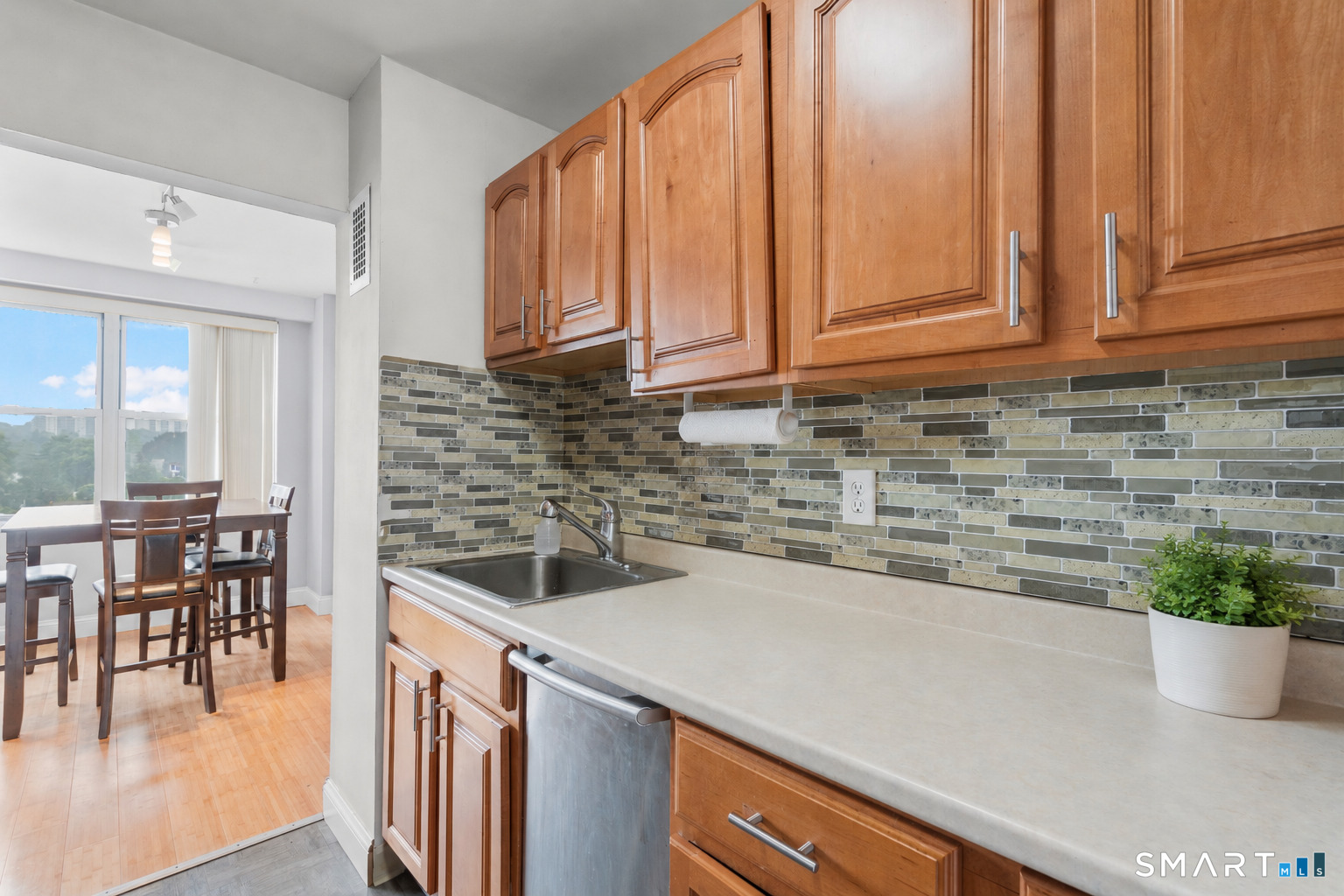 2625 Park Avenue Unit: 11F