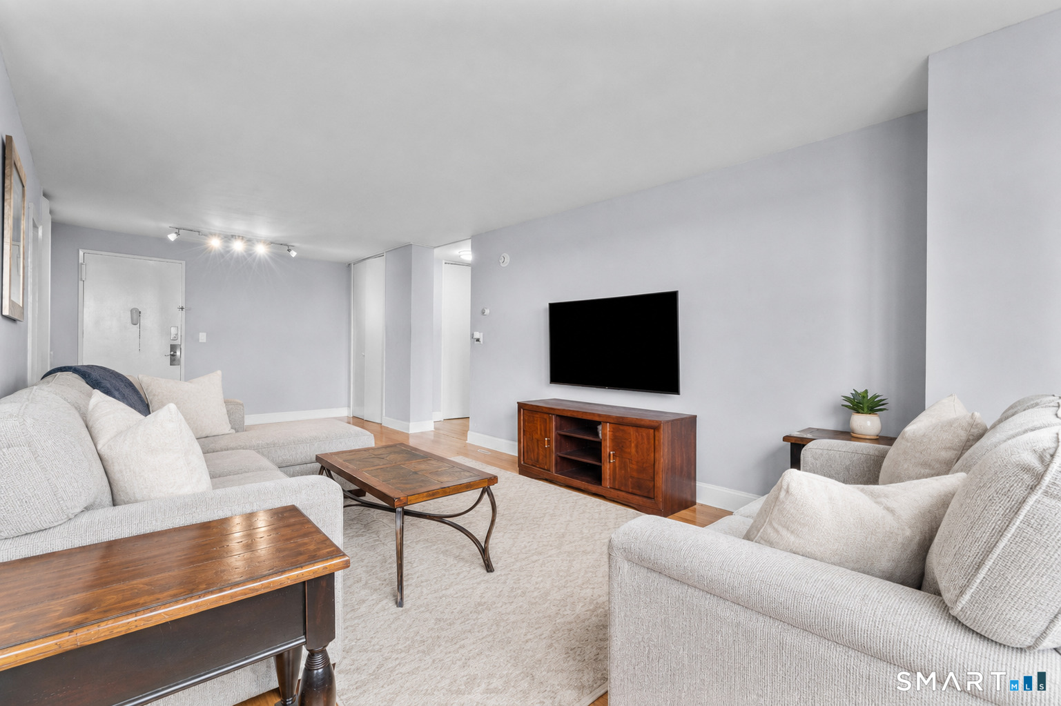2625 Park Avenue Unit: 11F
