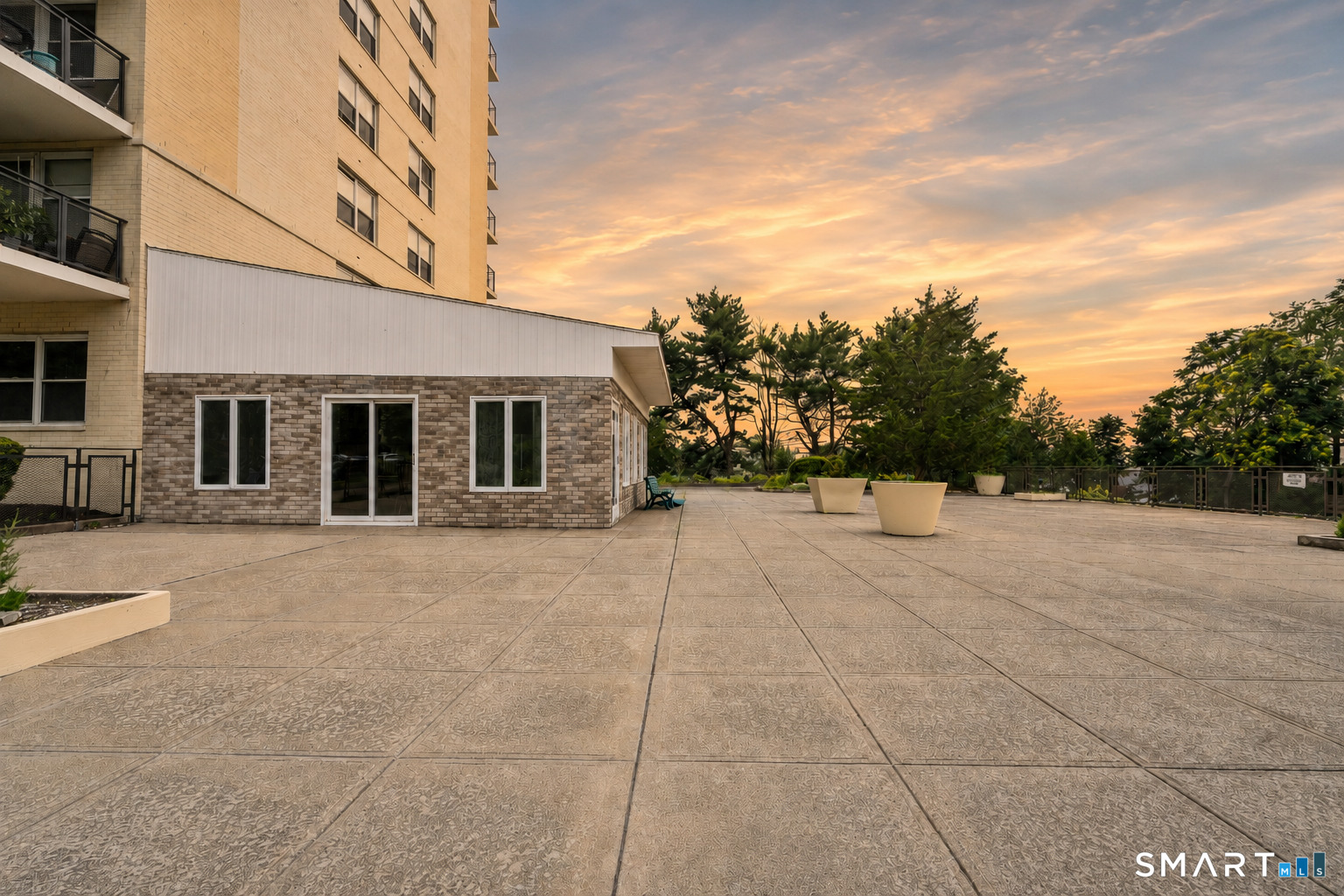 2625 Park Avenue Unit: 11F