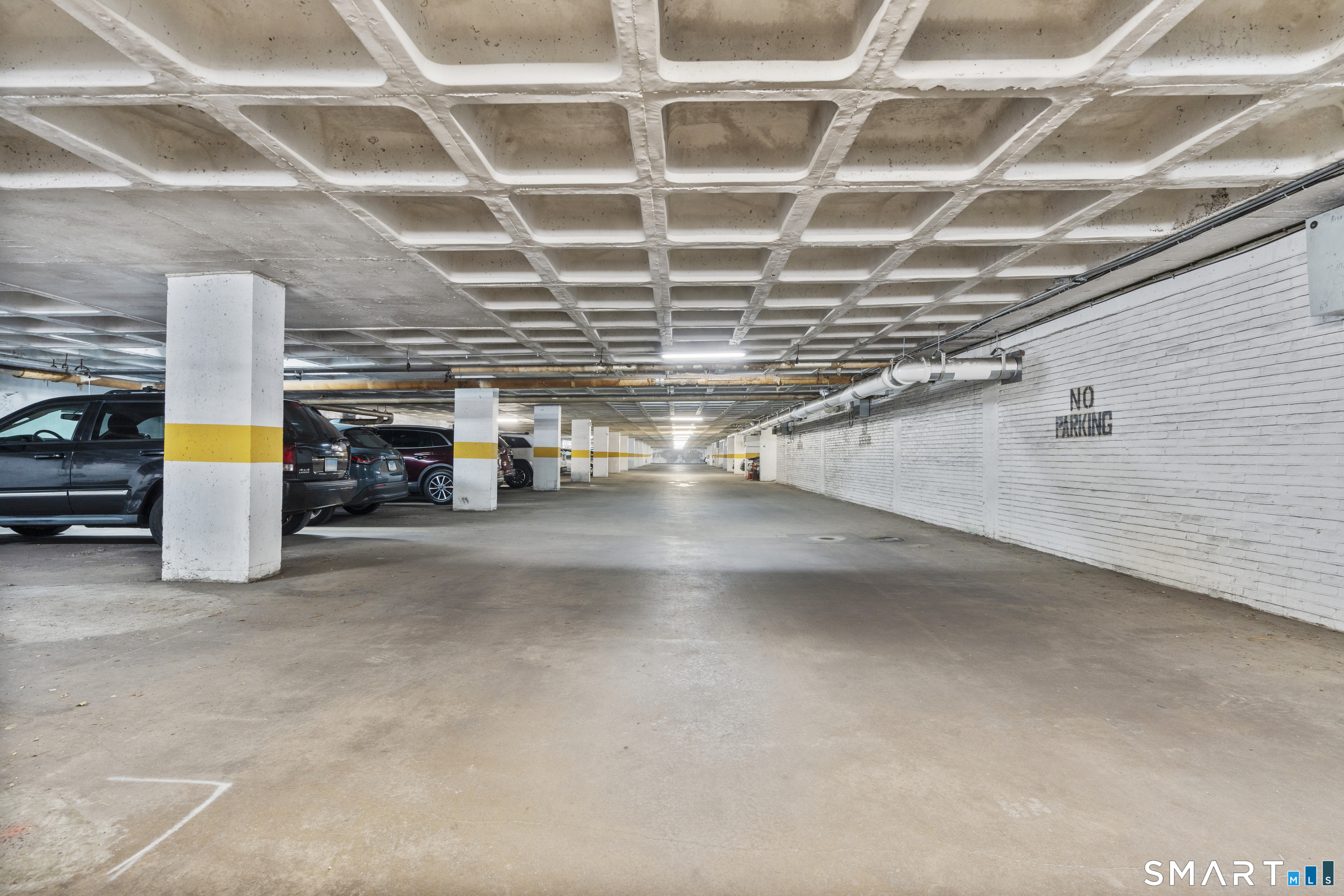 2625 Park Avenue Unit: 11F