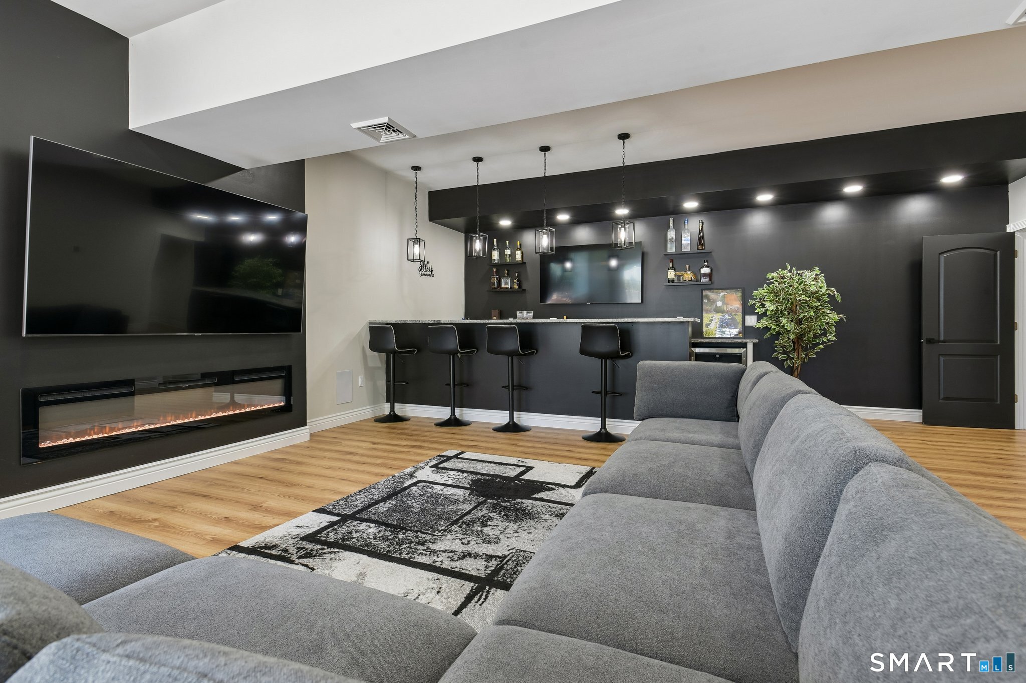 5 Highland Court