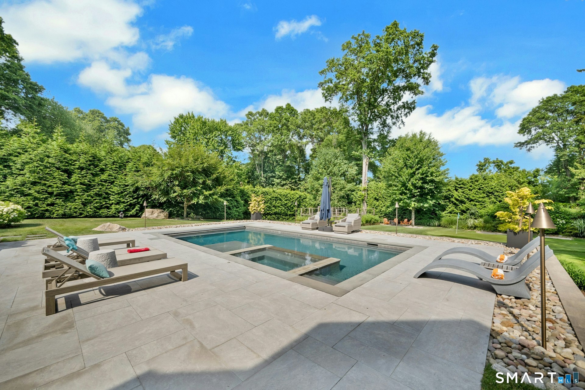 129 Emery Drive East