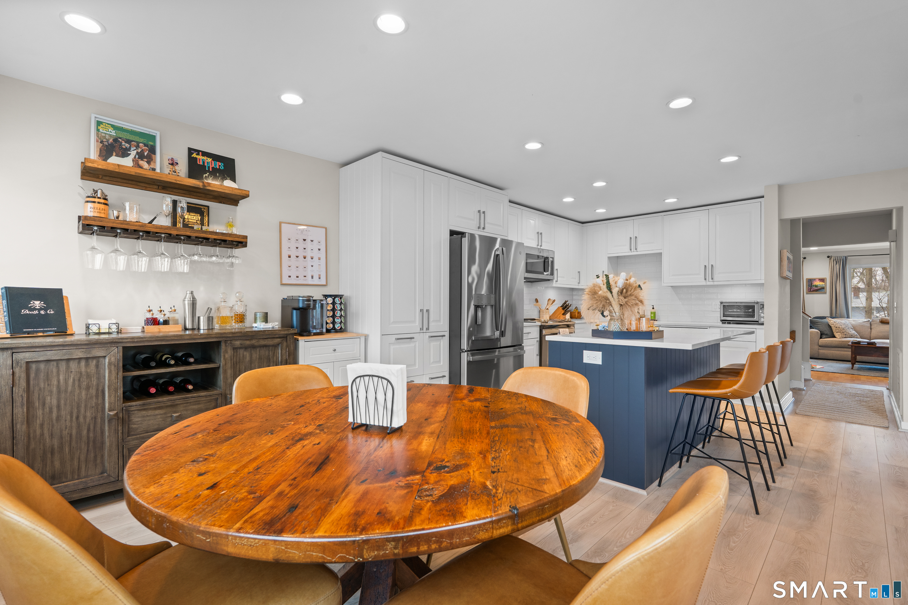 1463 Black Rock Turnpike Unit: 17