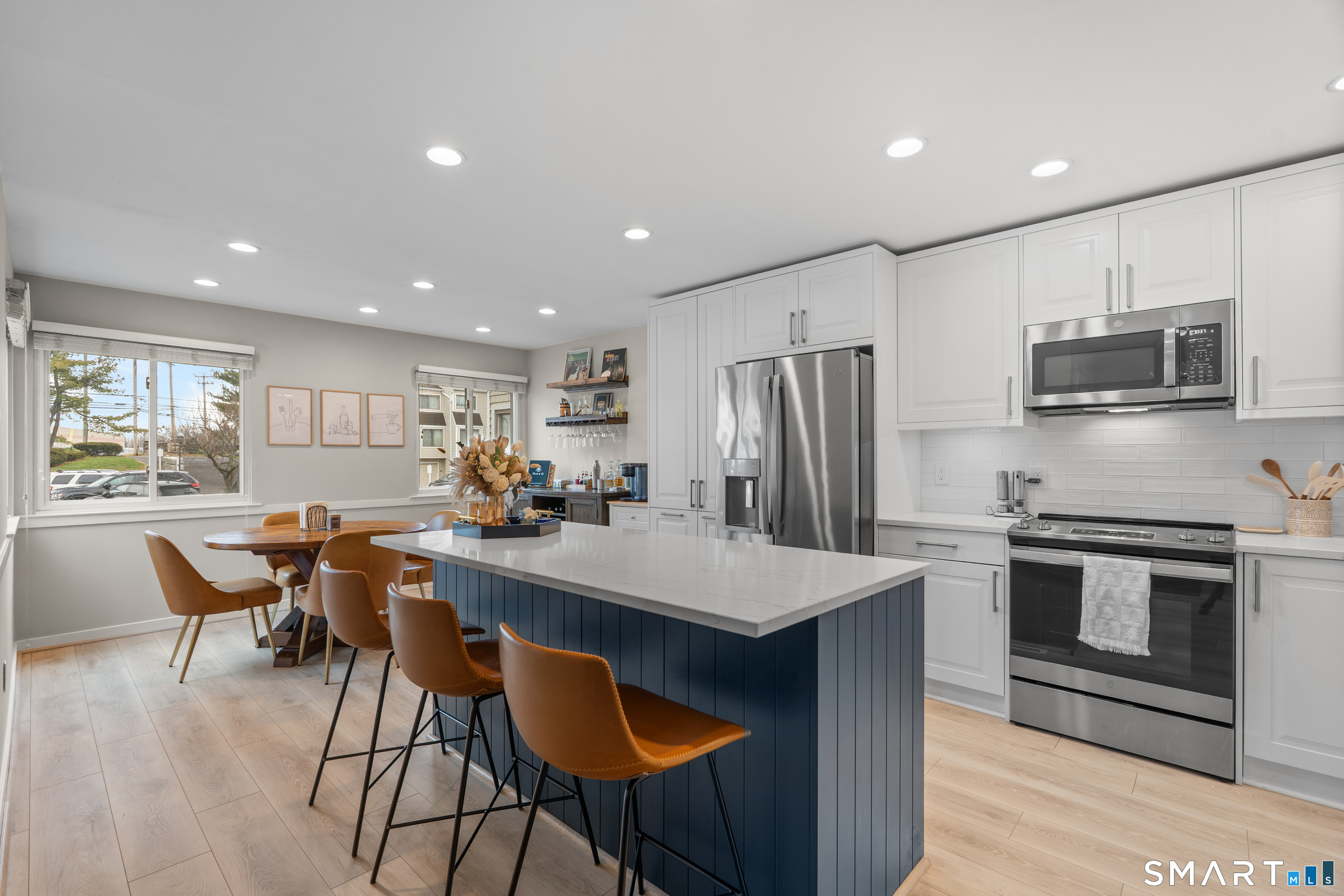 1463 Black Rock Turnpike Unit: 17