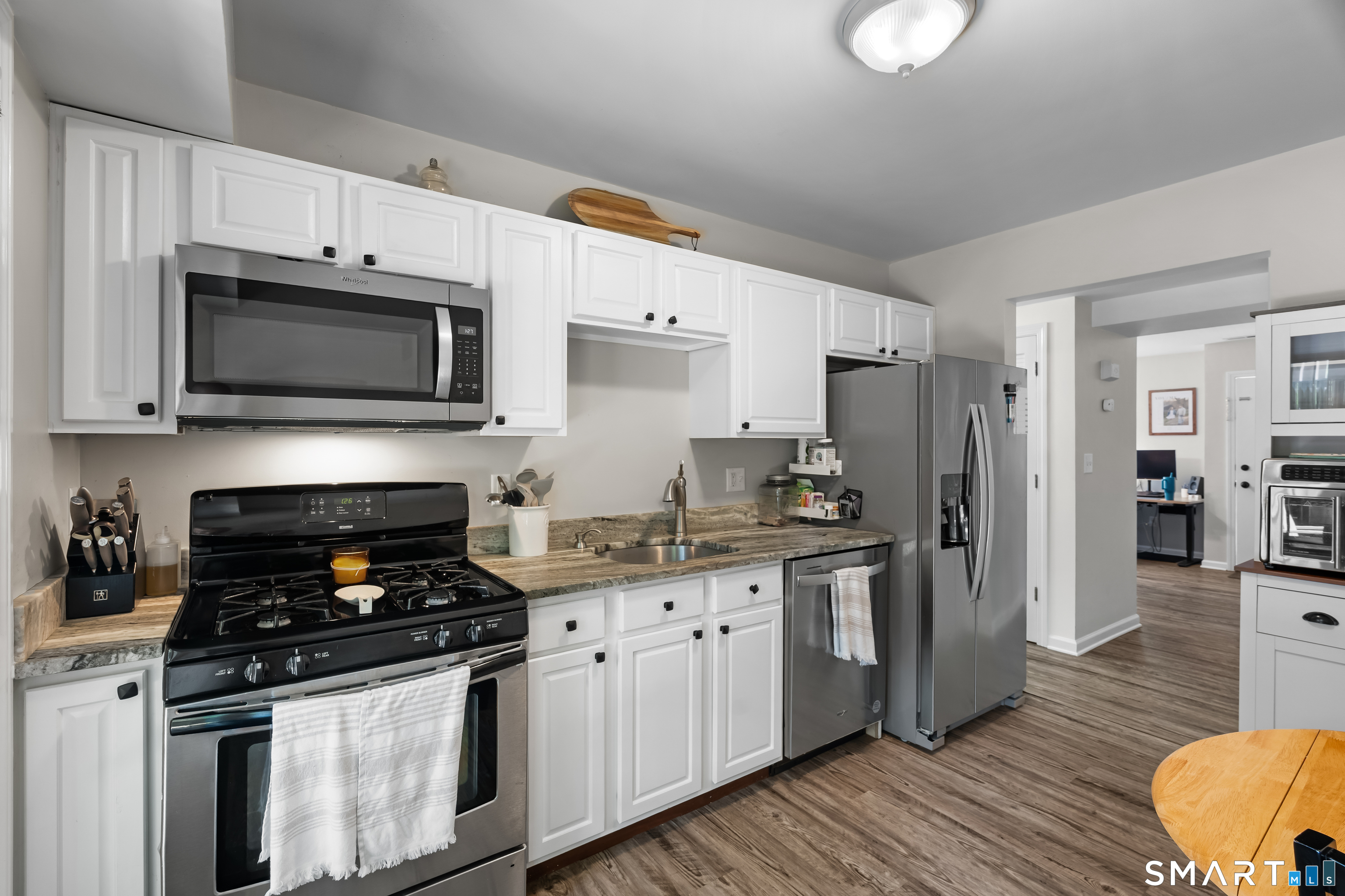 659 West Avenue Unit: 1