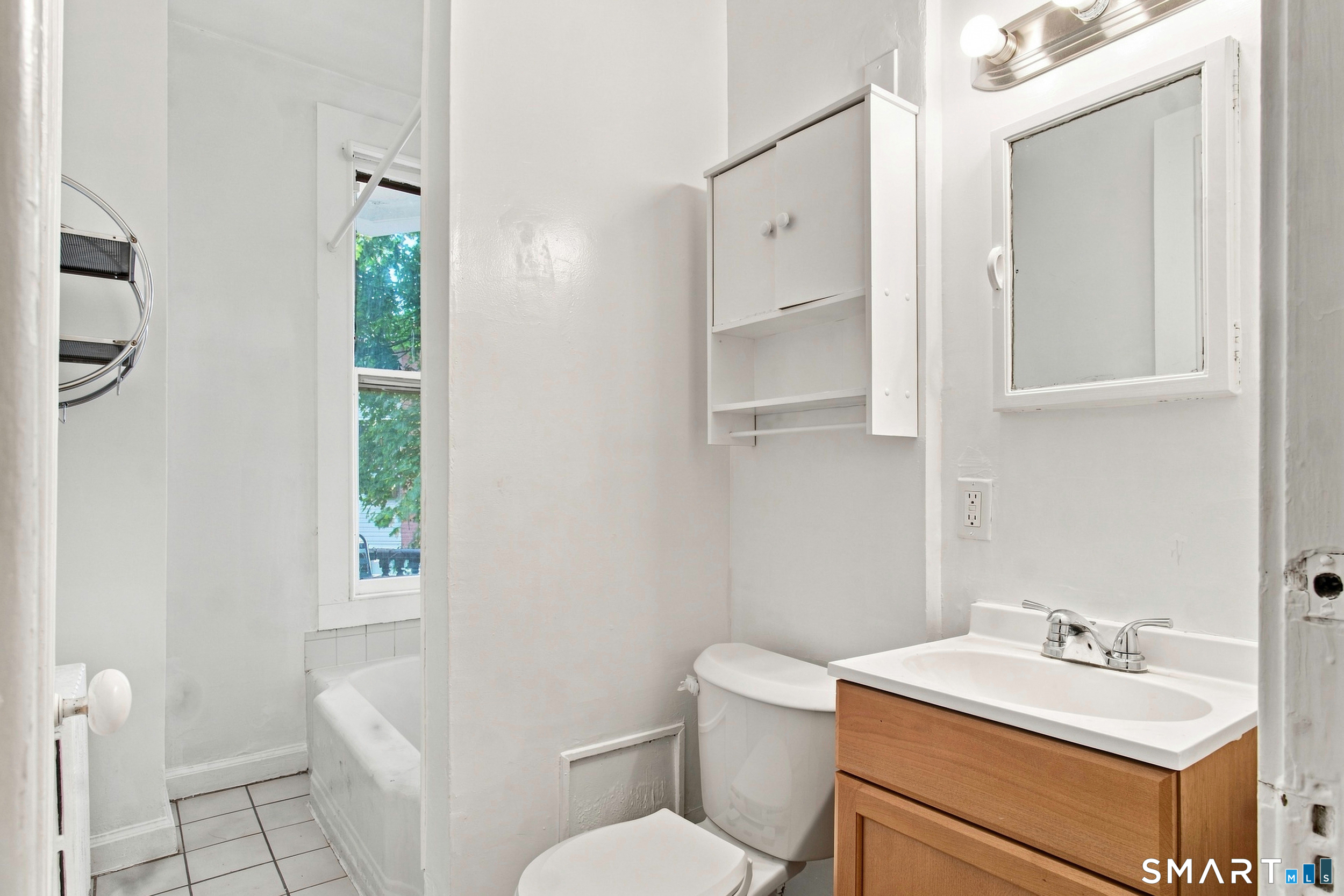 218 Flax Hill Road Unit: 3